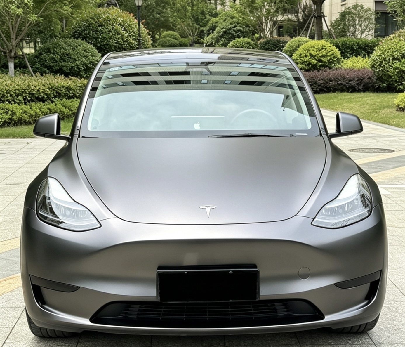 Tesla Model Y 2022 #4 Tesla Model Y 2022 car image #4
