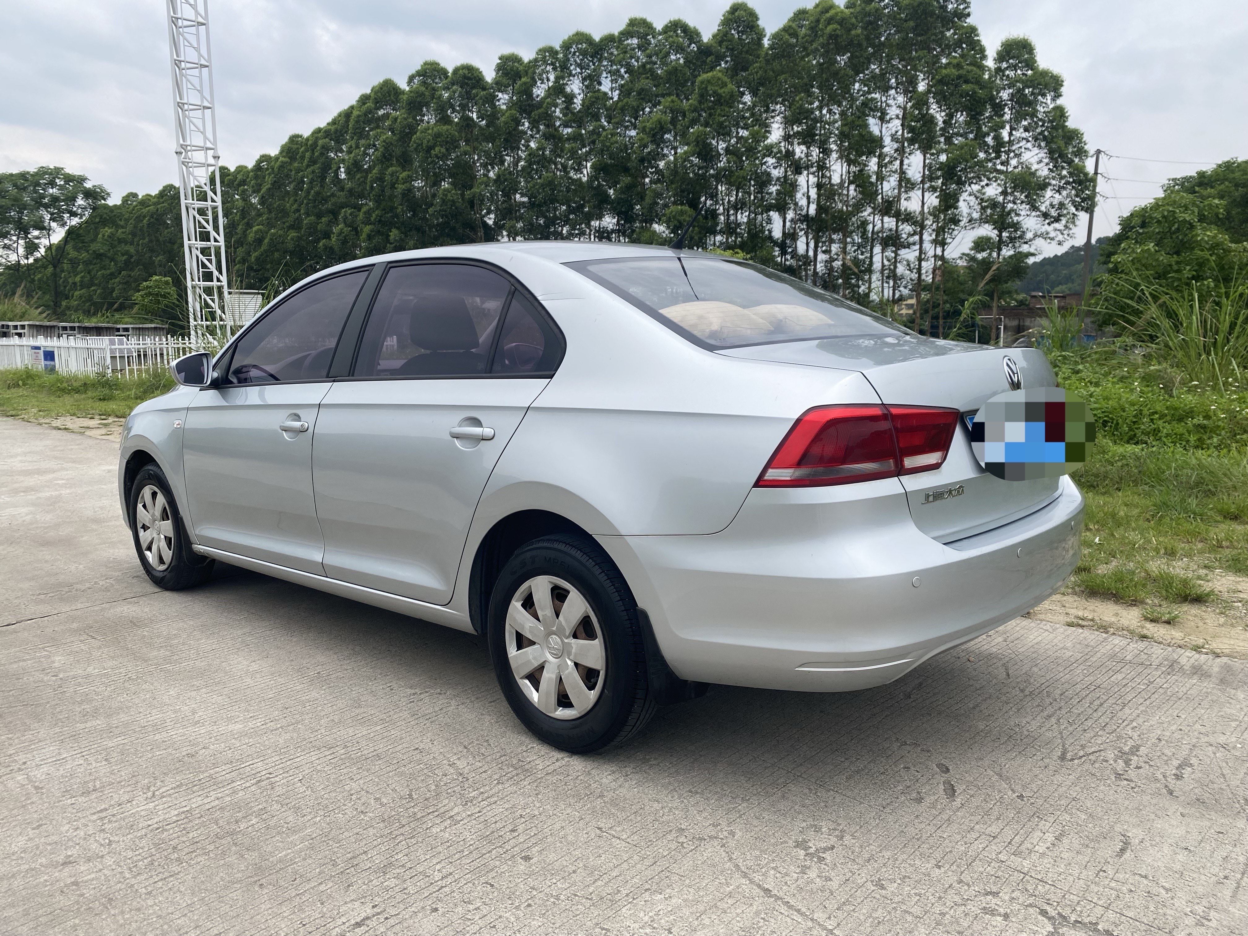 Volkswagen Santana 2015 car image #5