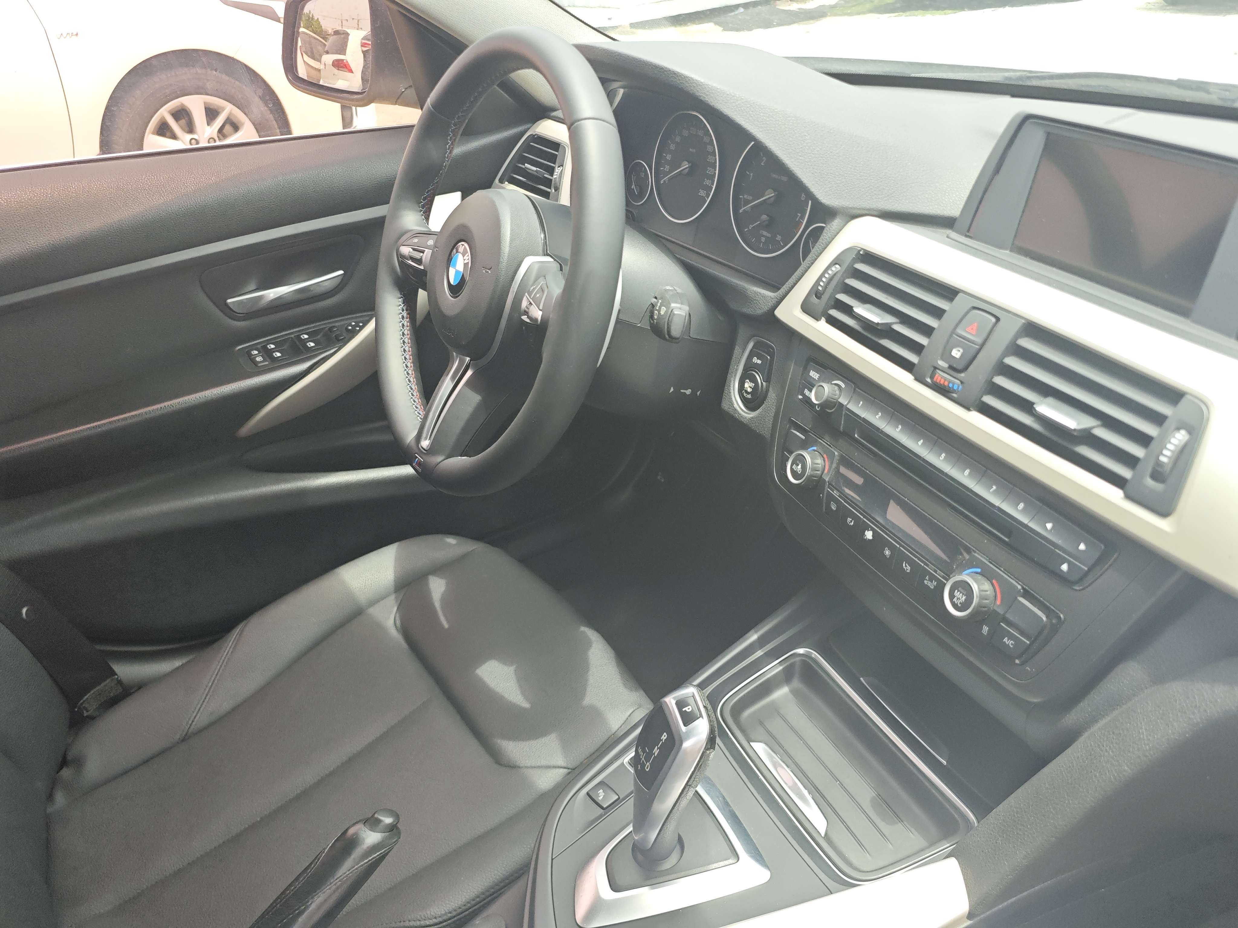 BMW 3 Series 2015 #6 BMW 3 Series 2015 car image #6