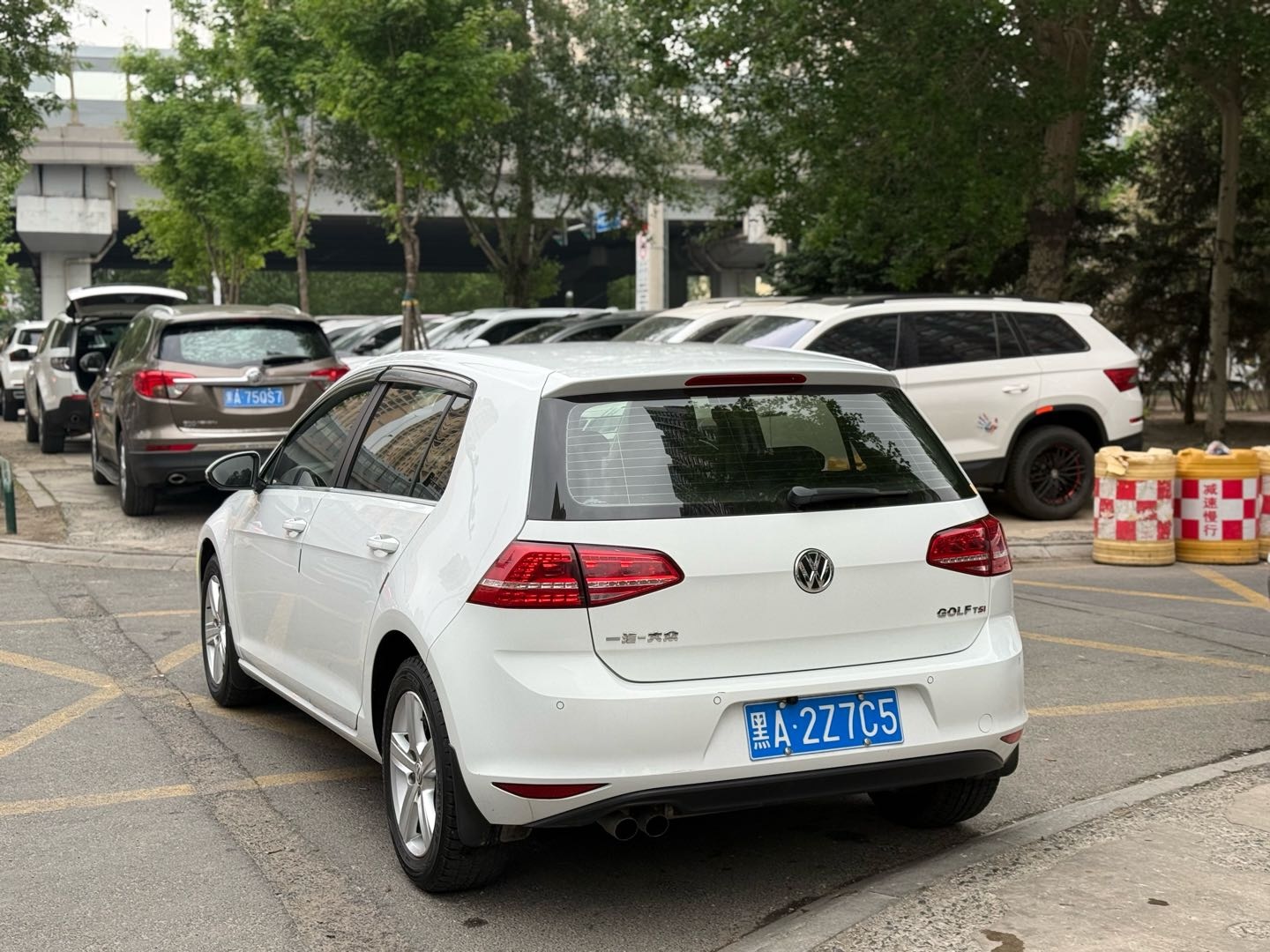 Volkswagen Golf 2015 car image #11