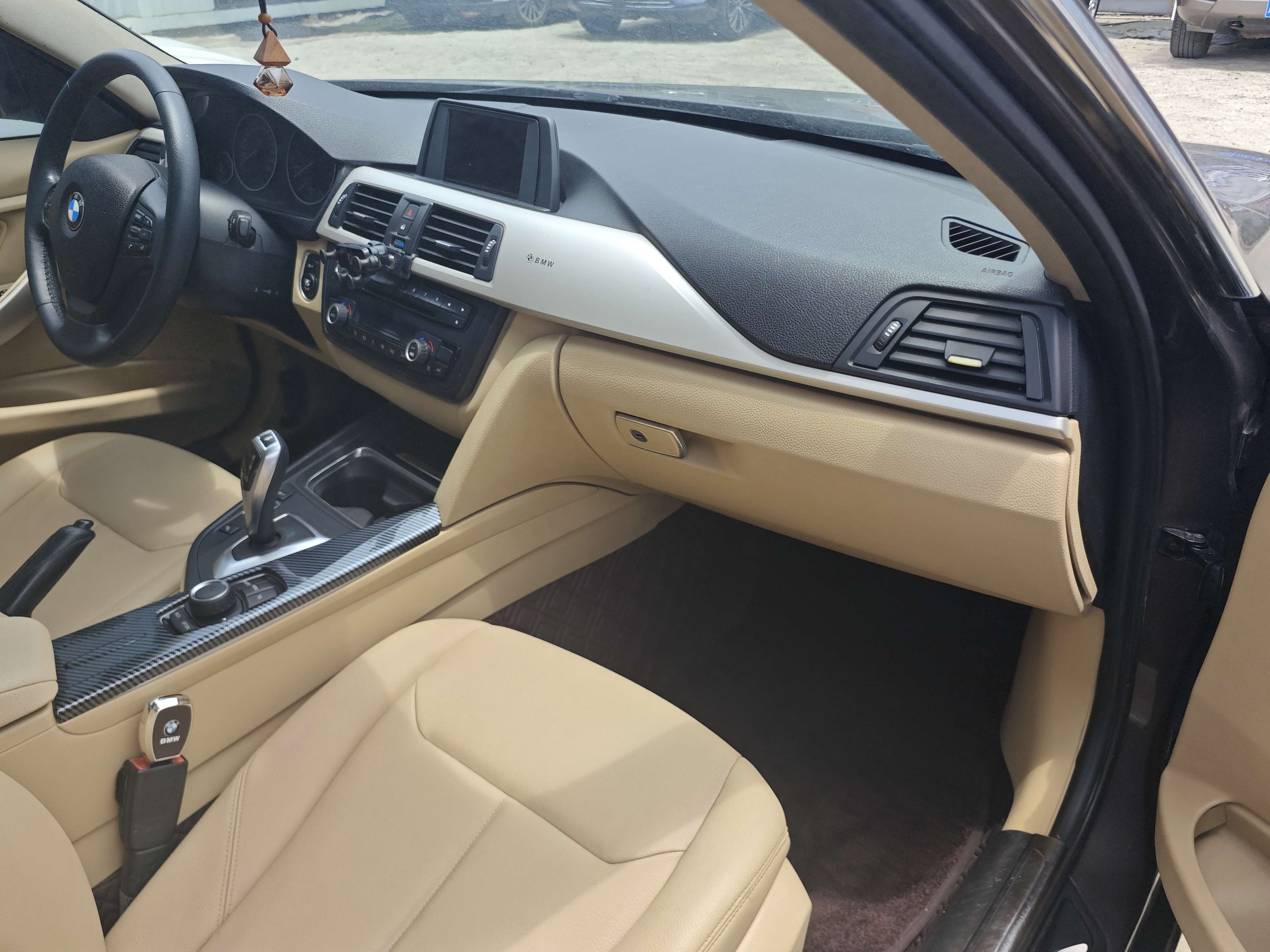 BMW 3 Series 2014 #5 BMW 3 Series 2014 car image #5