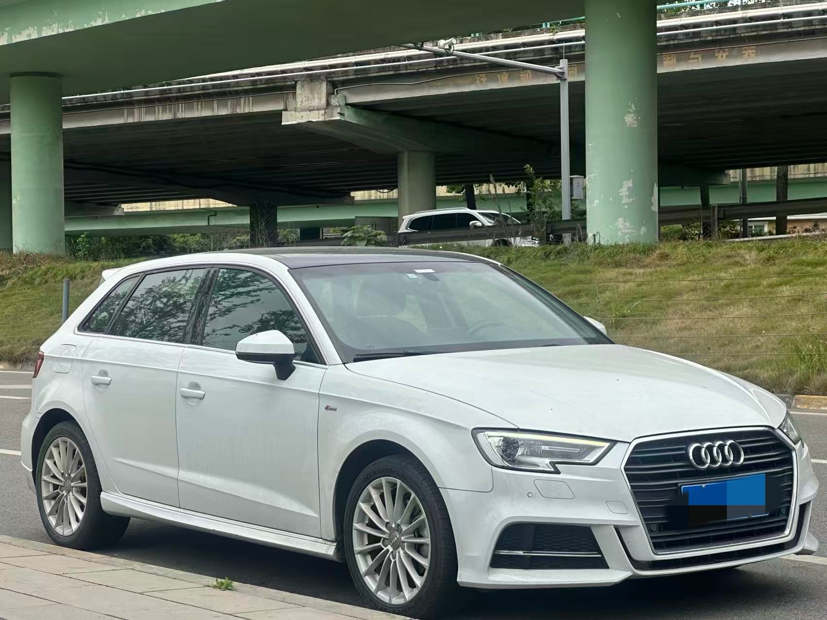 Audi A3 2017 car image #5