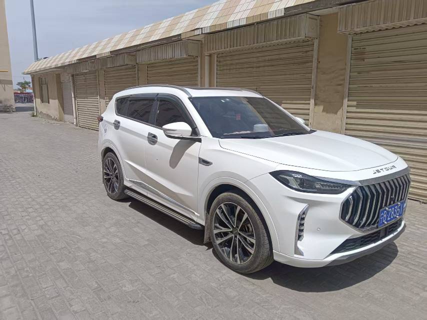 Jetour X70 PLUS 2023 #5 Jetour X70 PLUS 2023 car image #5