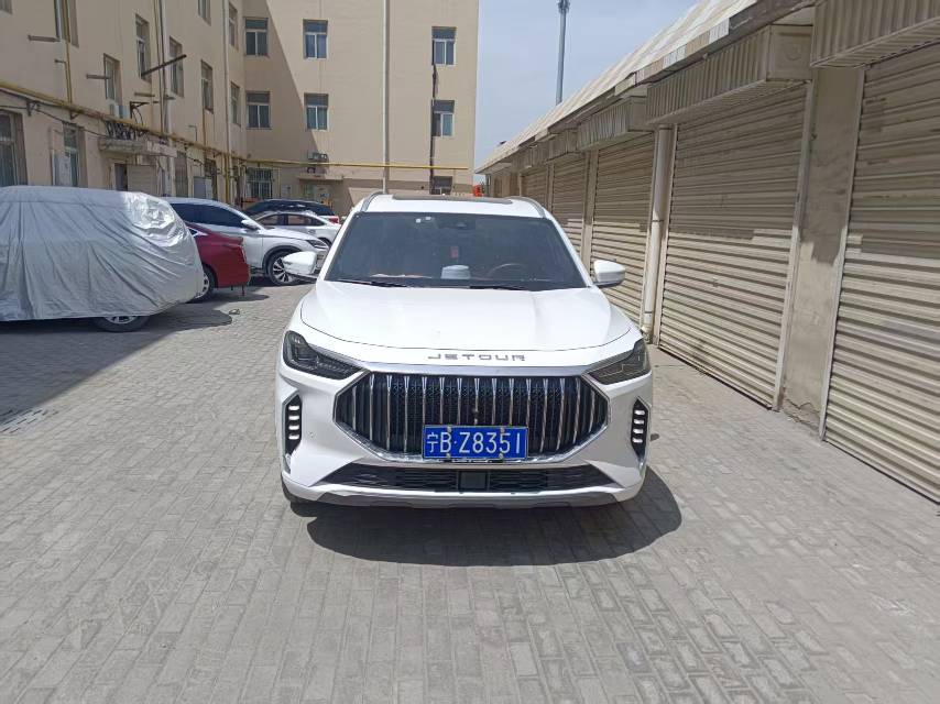 Jetour X70 PLUS 2023 #4 Jetour X70 PLUS 2023 car image #4