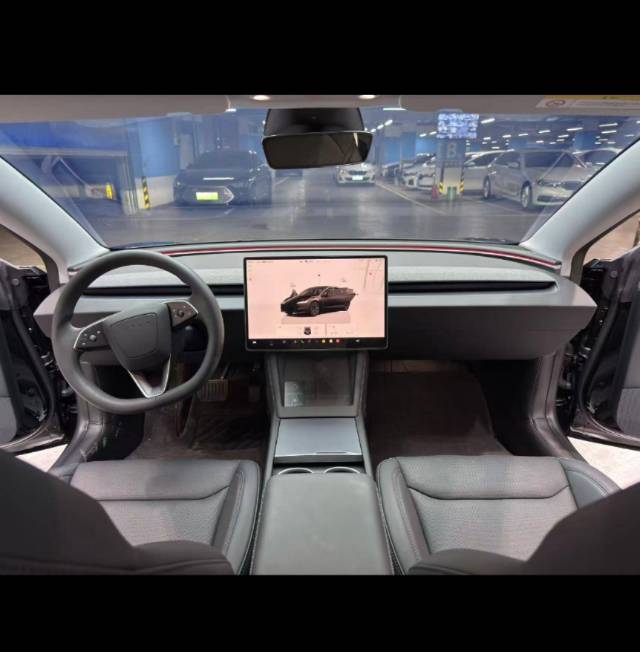 2023 car image #7