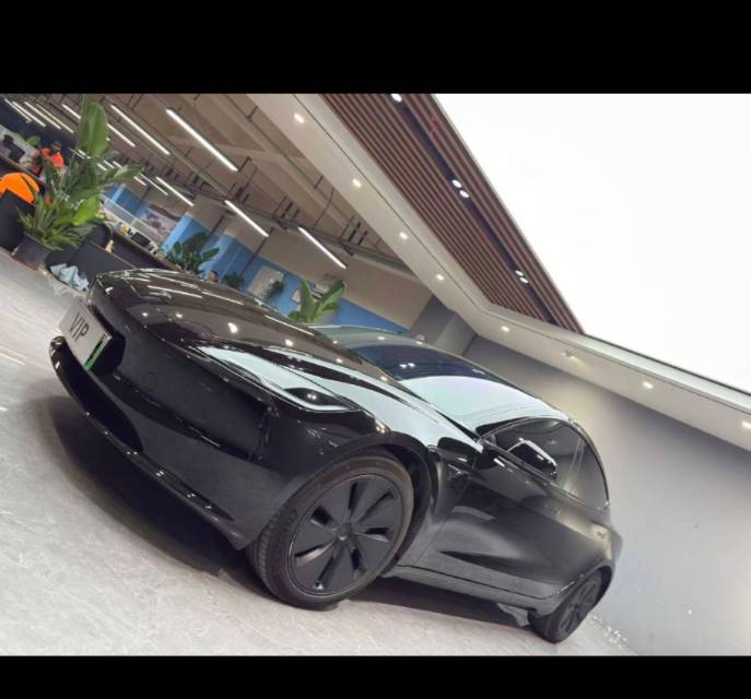 2023 car image #3