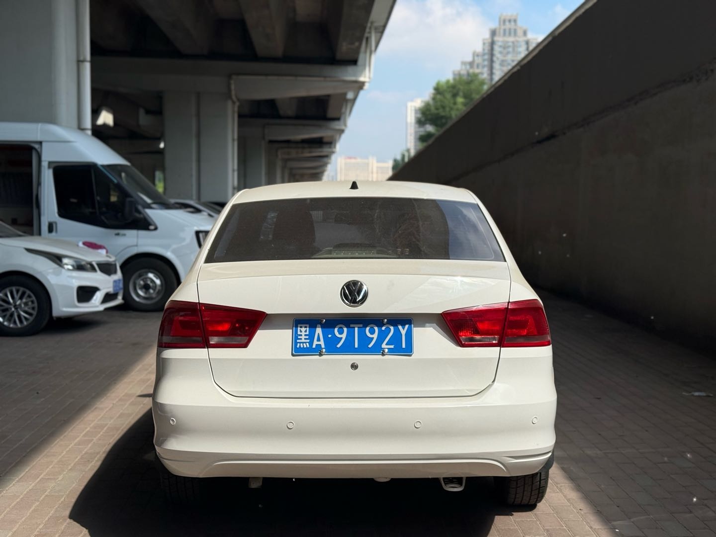 Volkswagen Santana 2014 car image #10