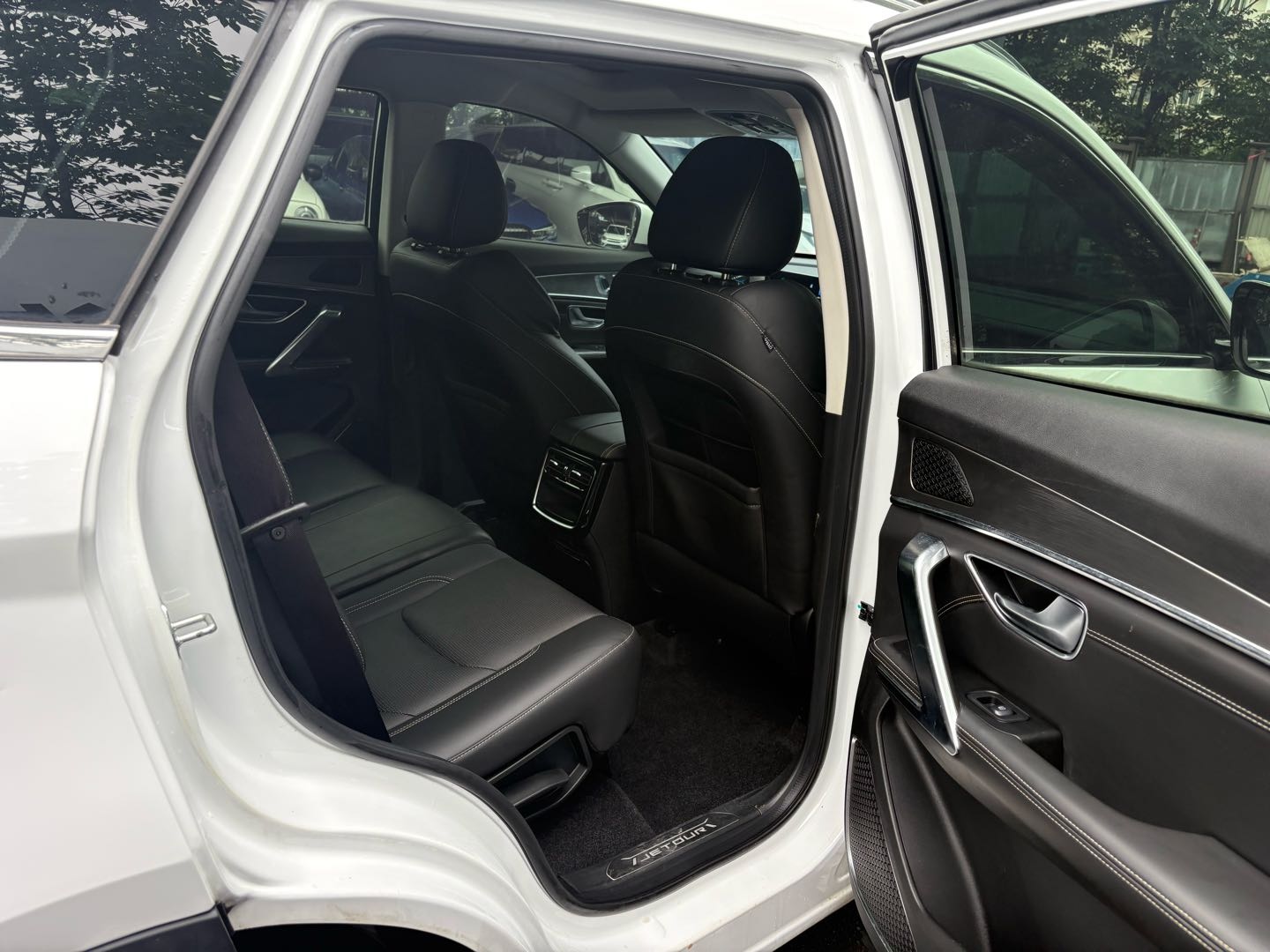 Jetour X70 PLUS 2021 car image #8