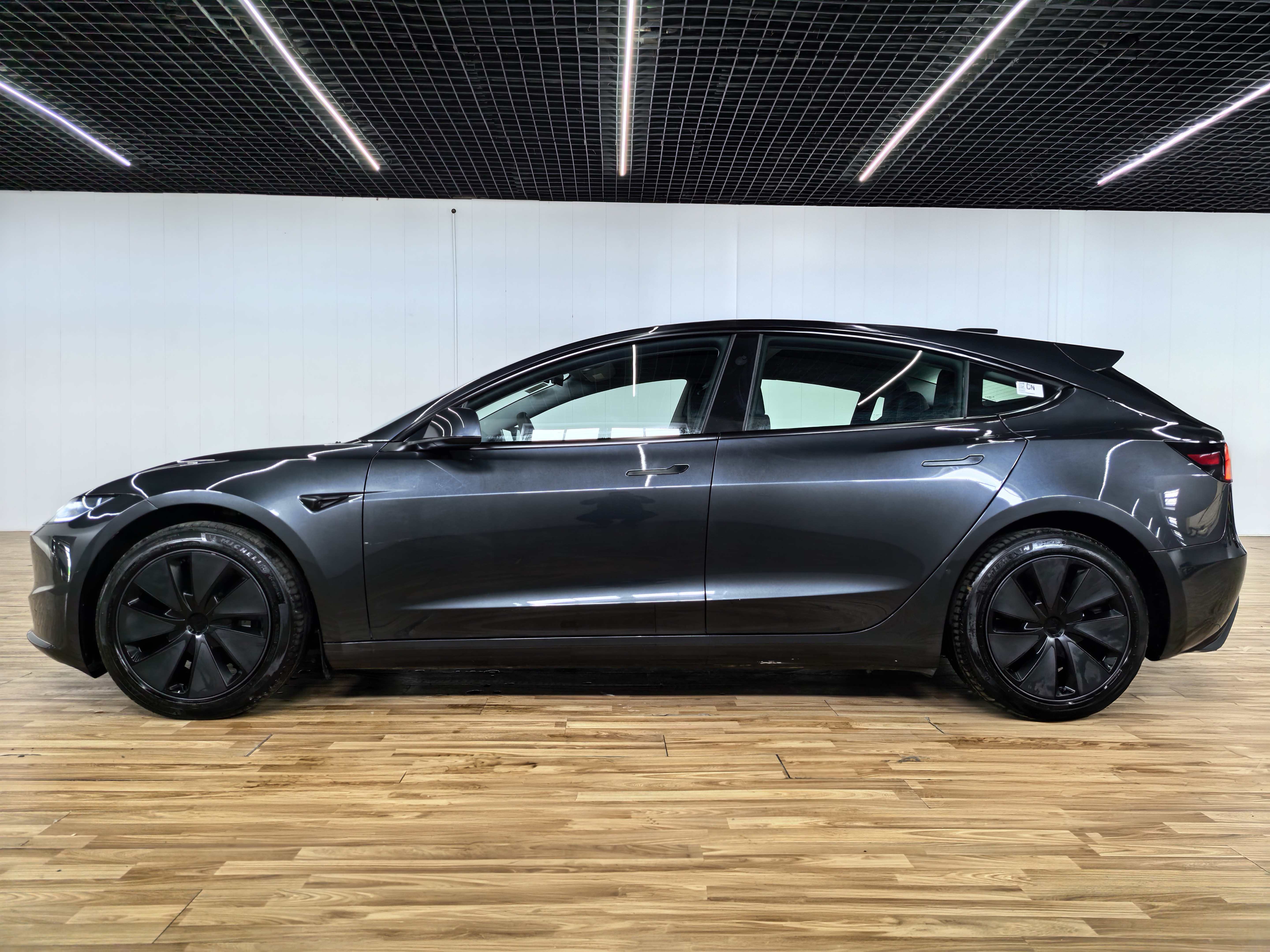 2024 car image #5