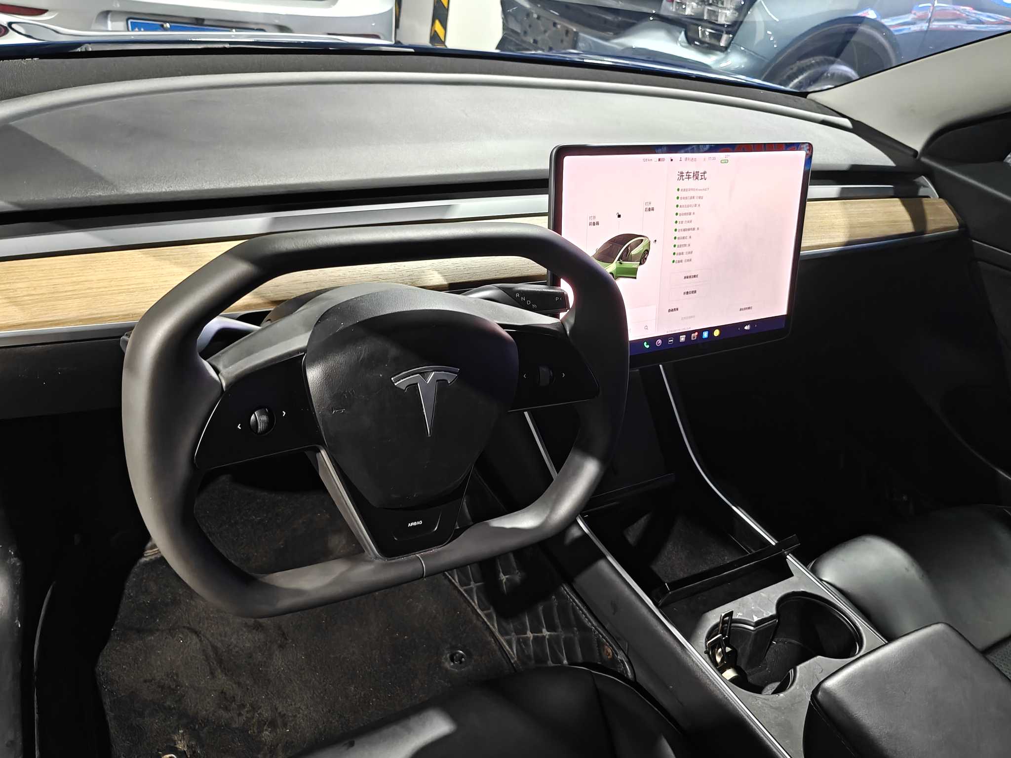 Tesla Model 3 2020 car image #5