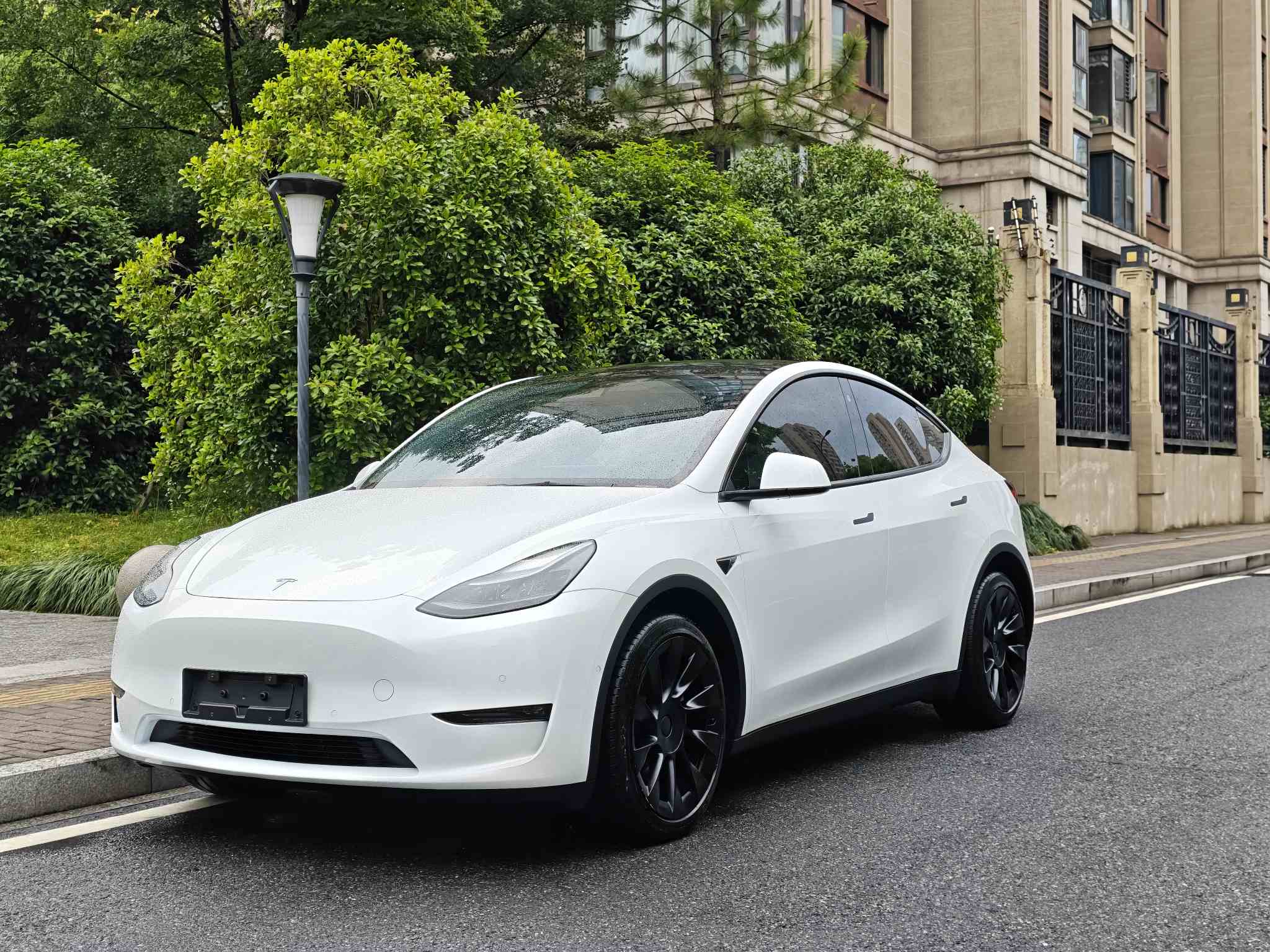 Tesla Model Y 2023 #2 Tesla Model Y 2023 immagine di auto #2