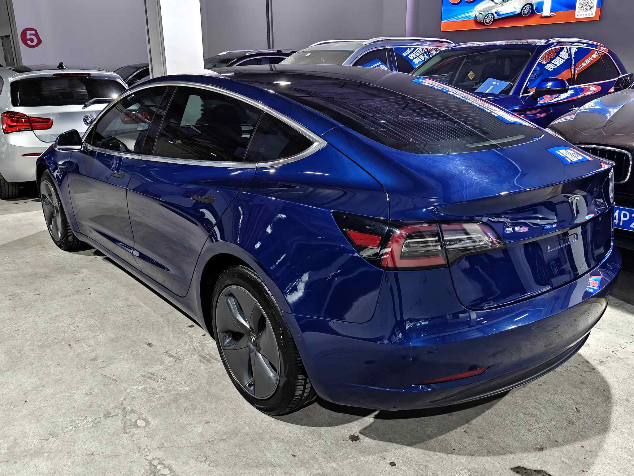 Tesla Model 3 2020 car image #8