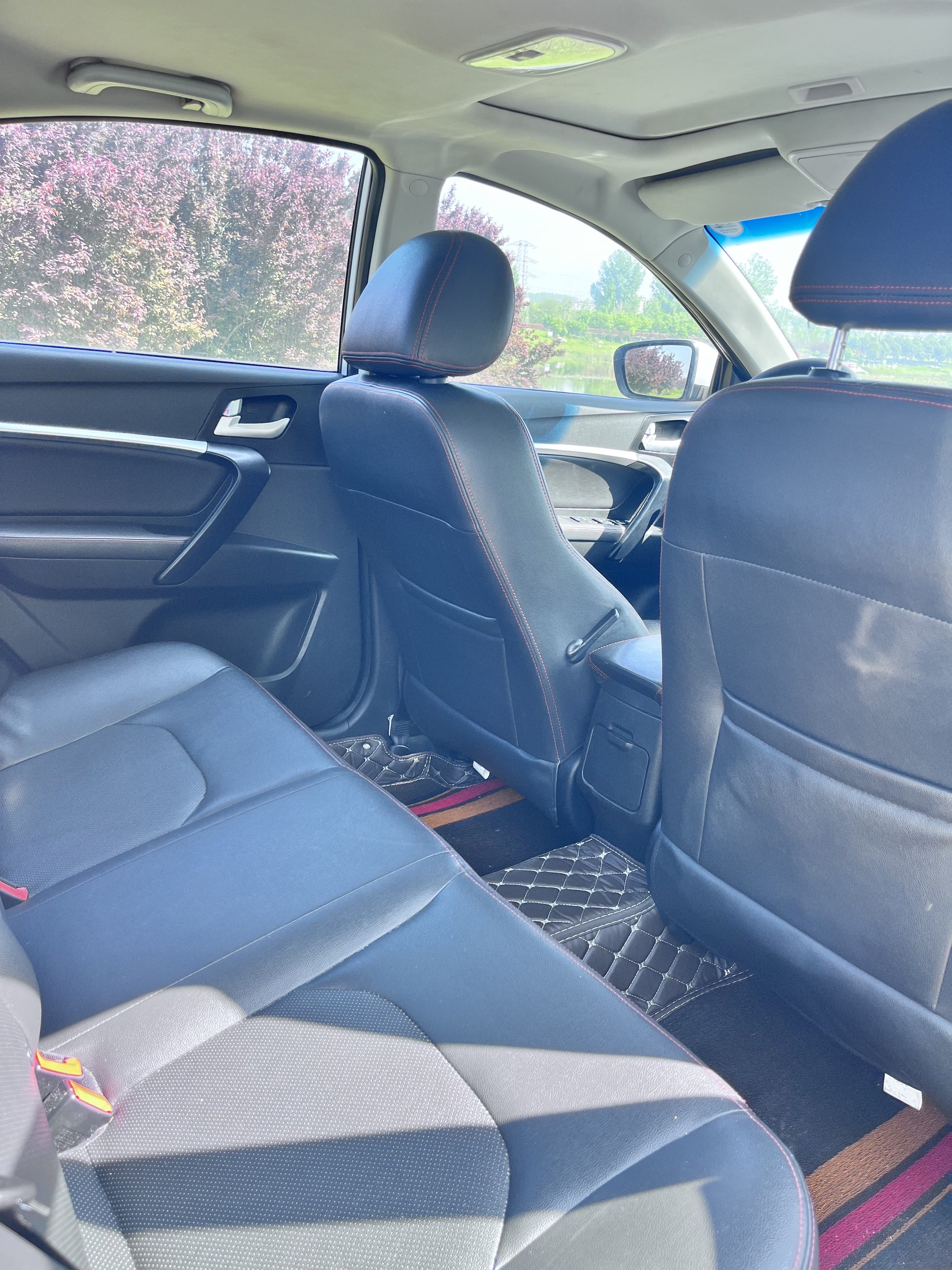 GEELY Emgrand 2015 #8 GEELY Emgrand 2015 car image #8
