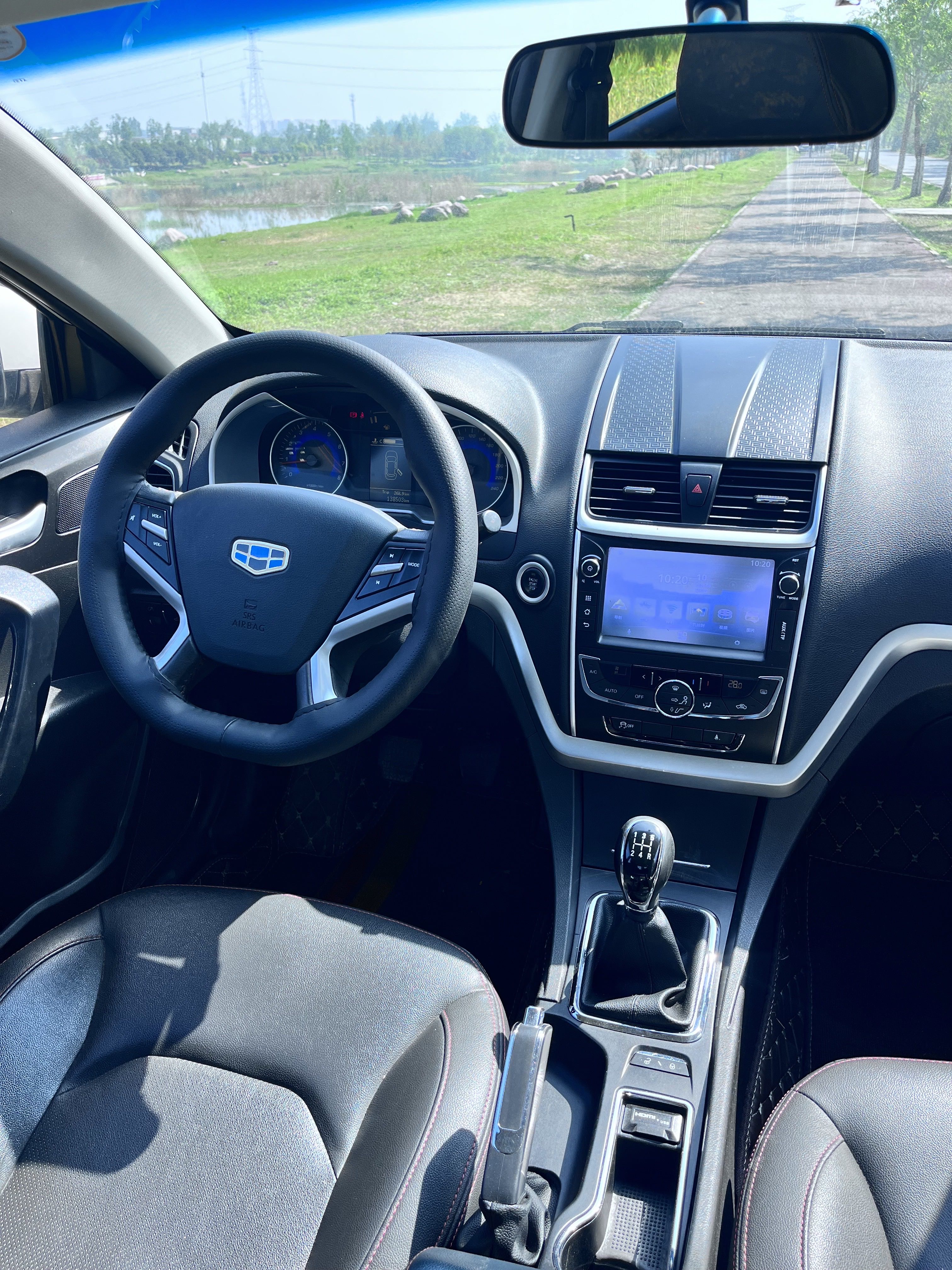 GEELY Emgrand 2015 #9 GEELY Emgrand 2015 car image #9