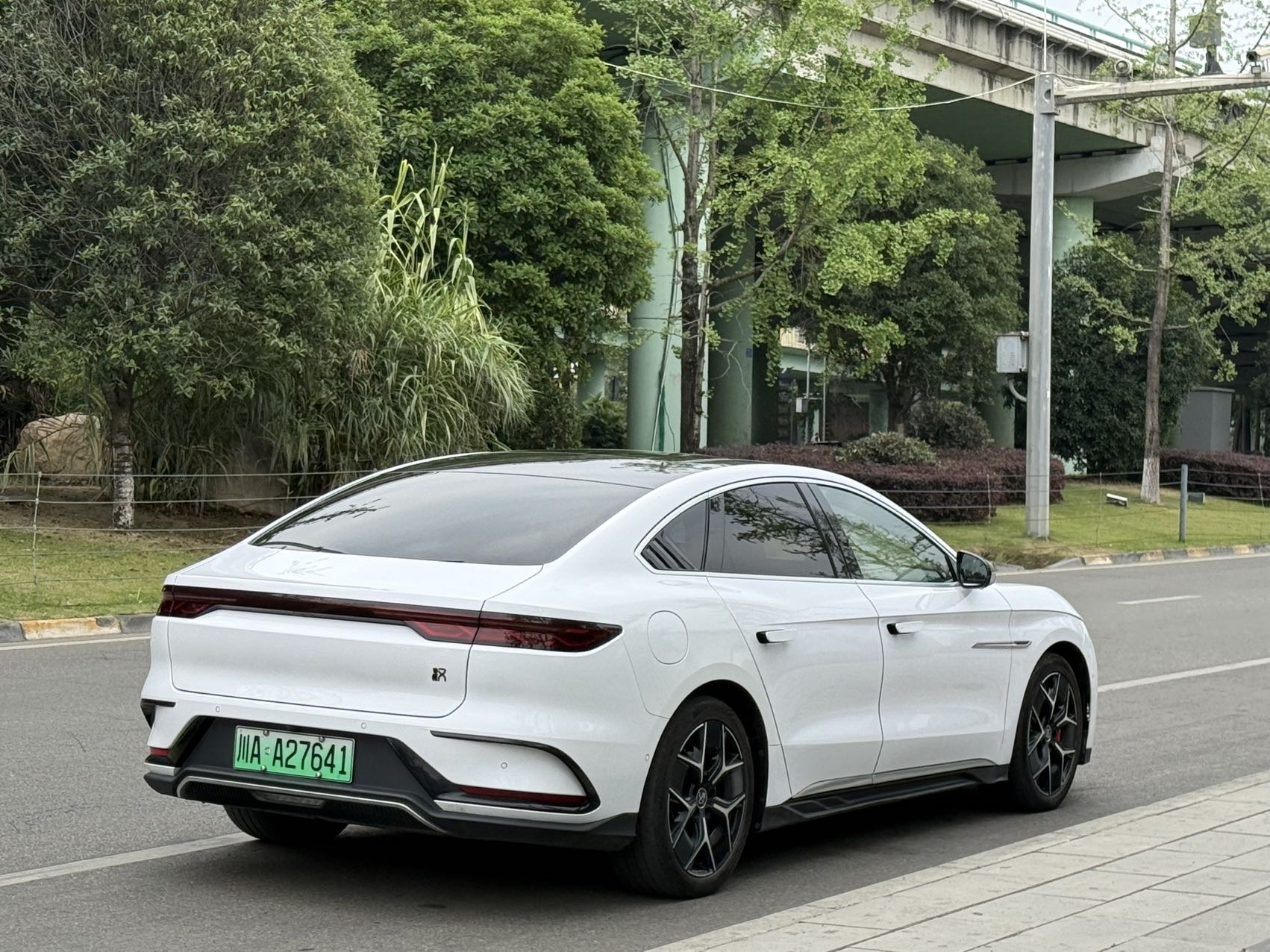BYD Han 2022 #10 BYD Han 2022 car image #10