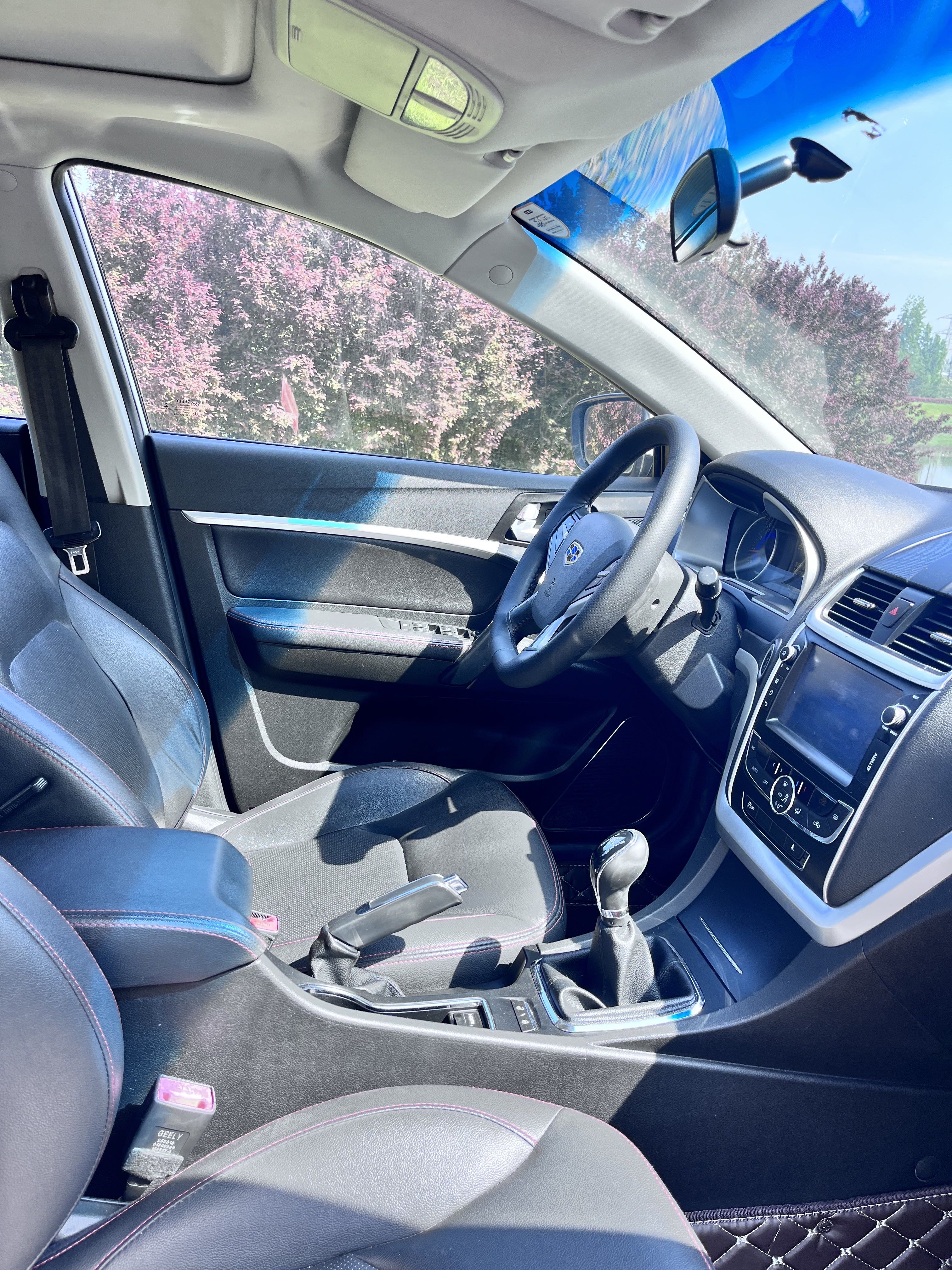 GEELY Emgrand 2015 #7 GEELY Emgrand 2015 car image #7