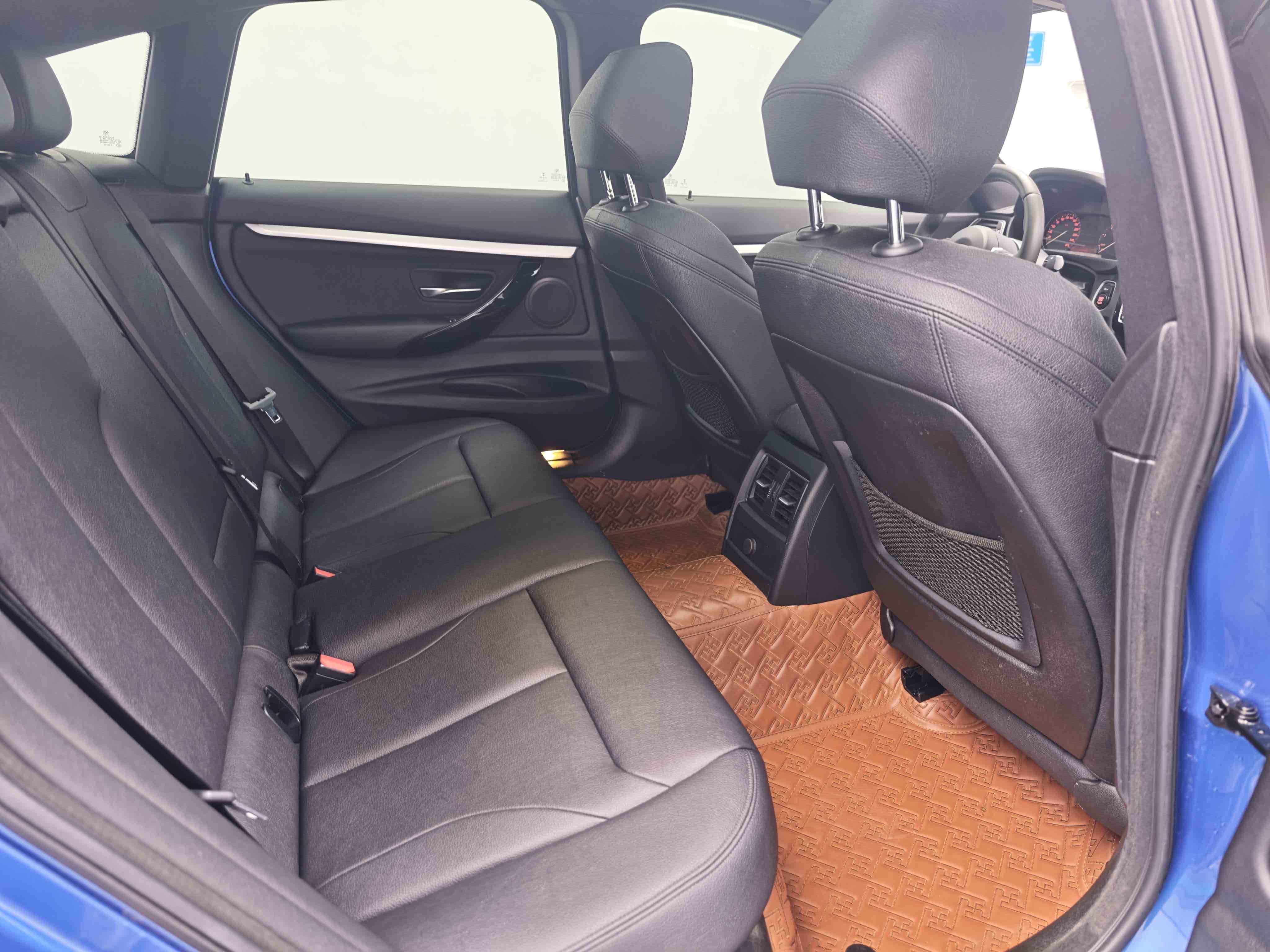 BMW 3 Series GT 2019 #11 BMW 3 Series GT 2019 car image #11