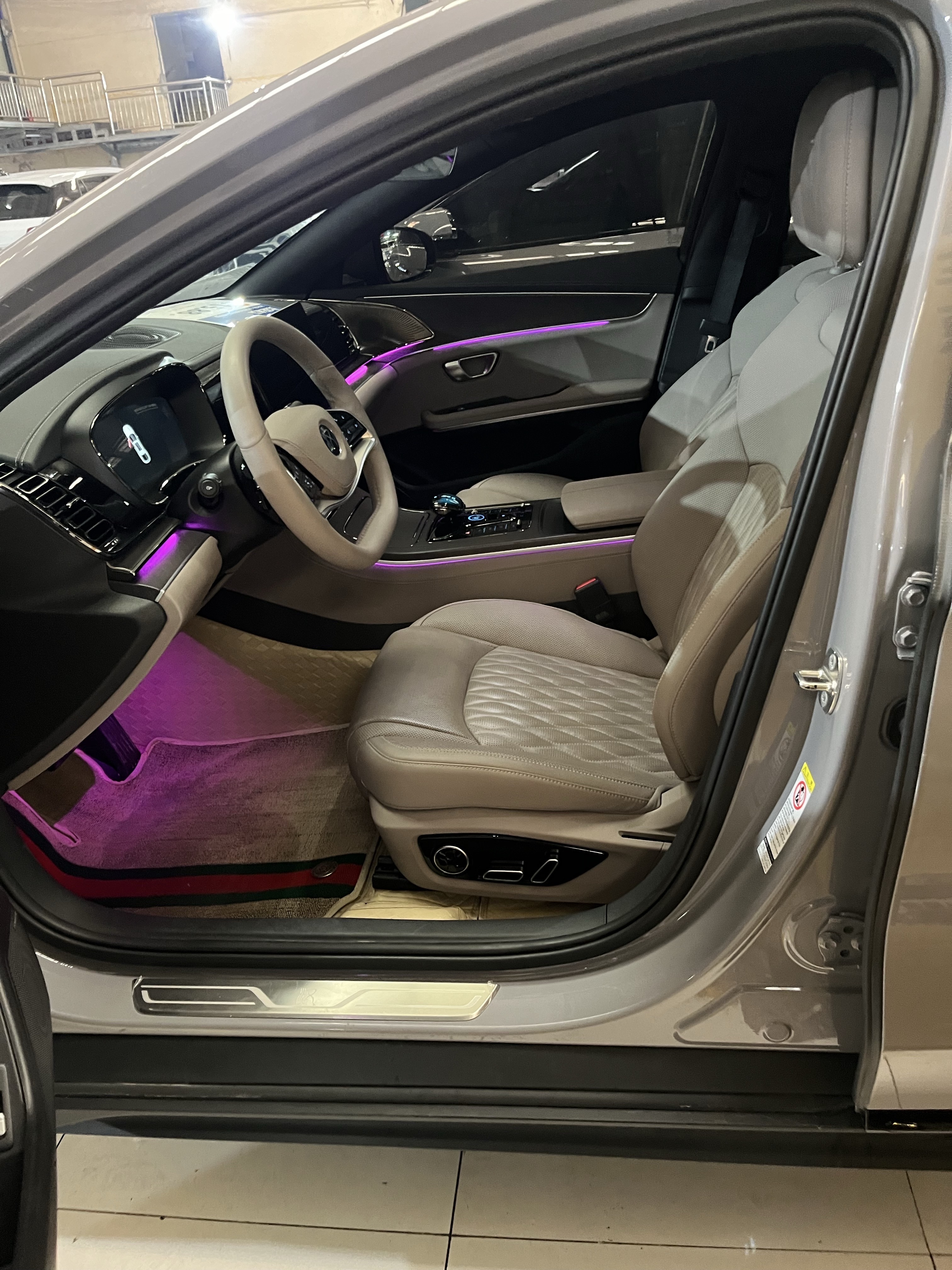 BYD Han 2024 car image #5