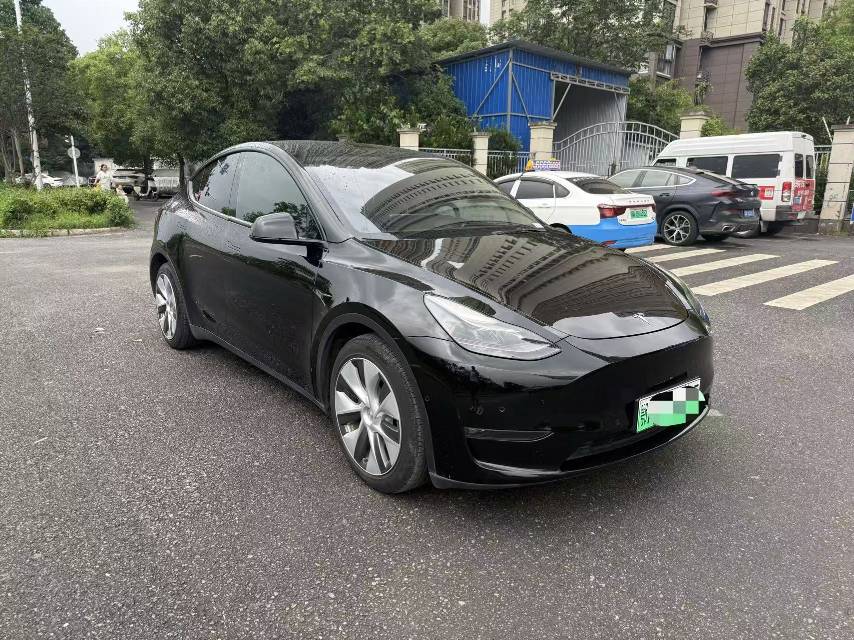 Tesla Model Y 2021 #8 Tesla Model Y 2021 car image #8