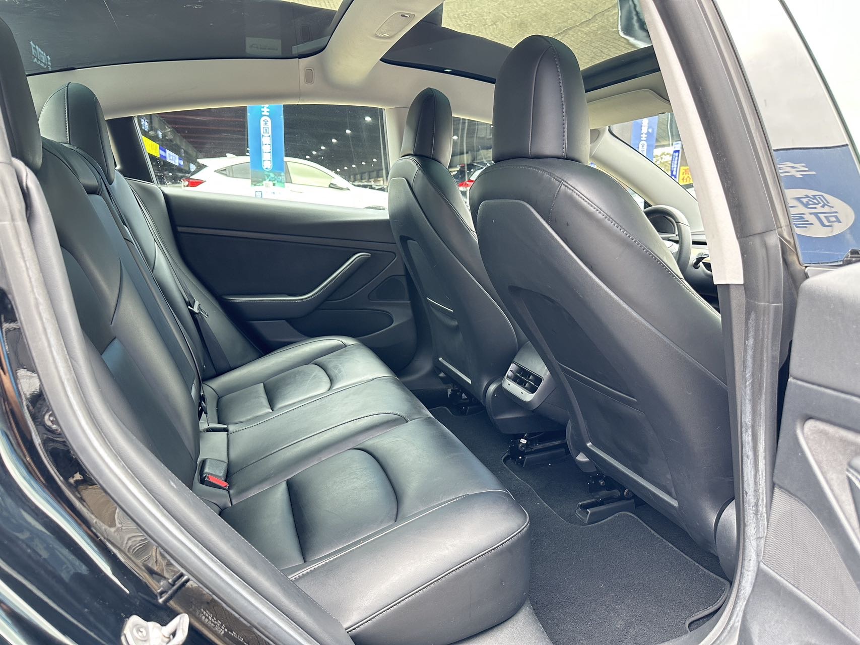 Tesla Model 3 2020 #15 Tesla Model 3 2020 car image #15