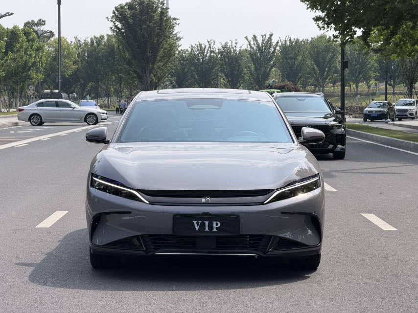 BYD Han 2025 #4 BYD Han 2025 car image #4