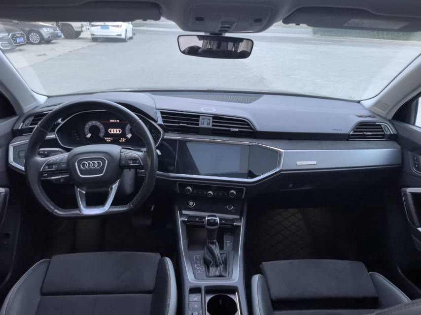 Audi Q3 2021 #11 Audi Q3 2021 car image #11