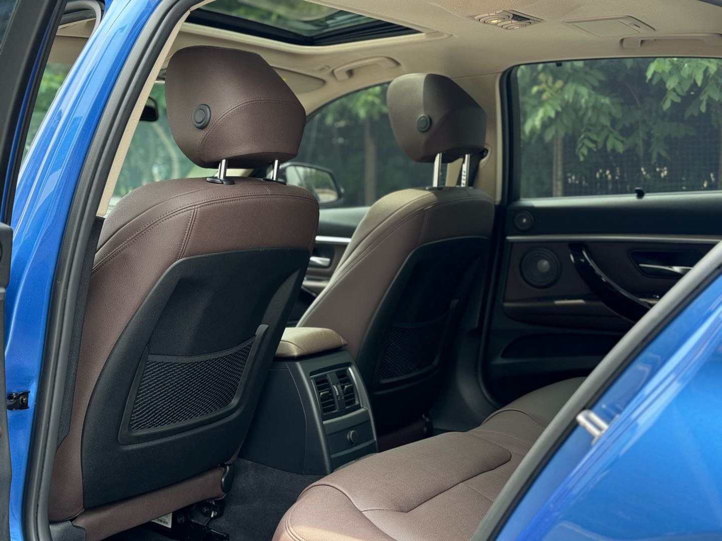 BMW 3 Series 2019 #9 BMW 3 Series 2019 car image #9