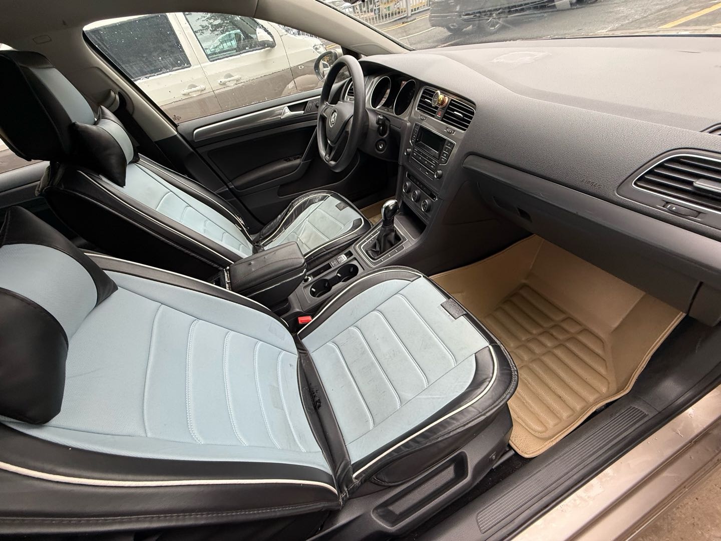 Volkswagen Golf 2014 car image #8
