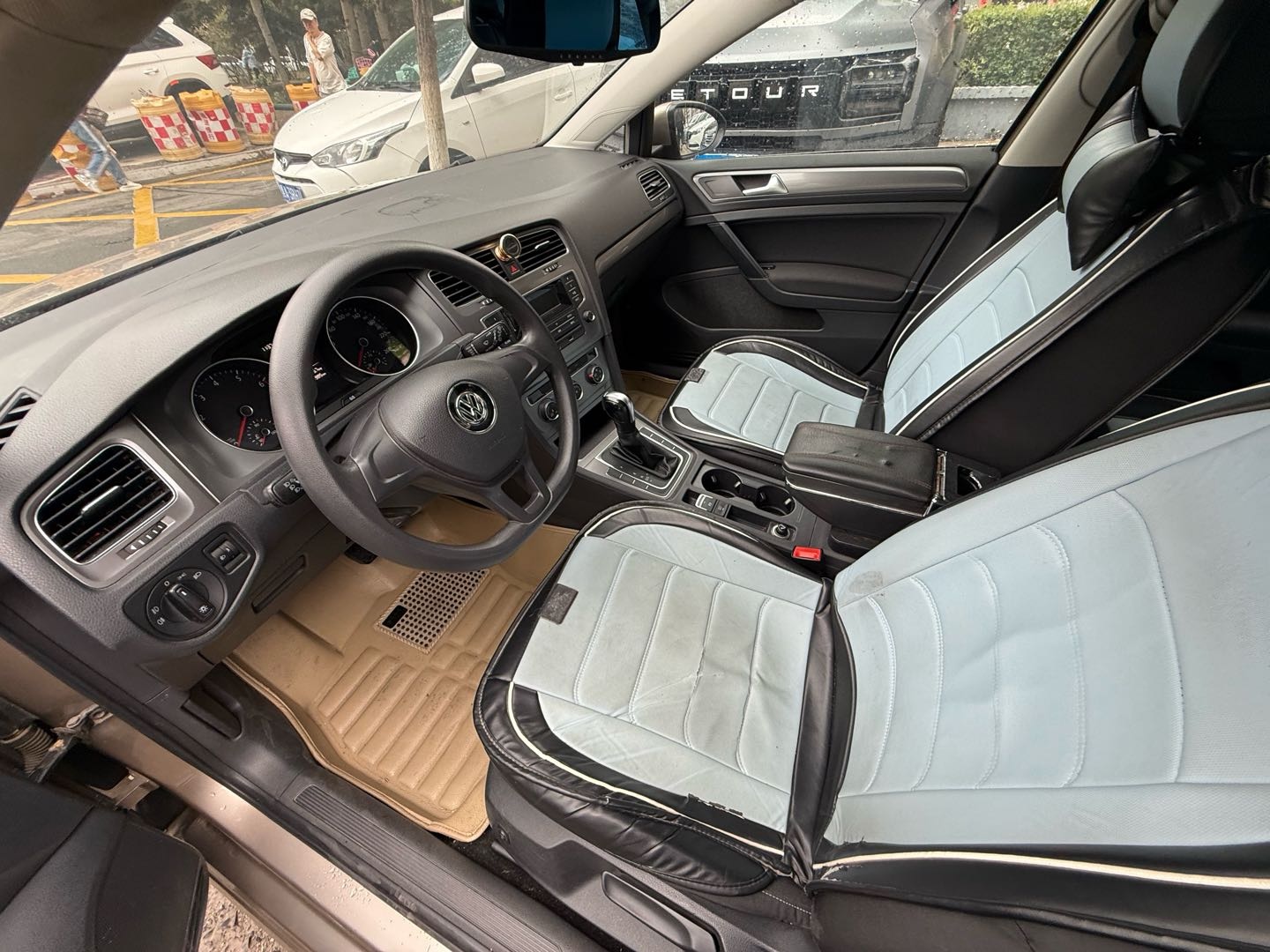 Volkswagen Golf 2014 car image #6