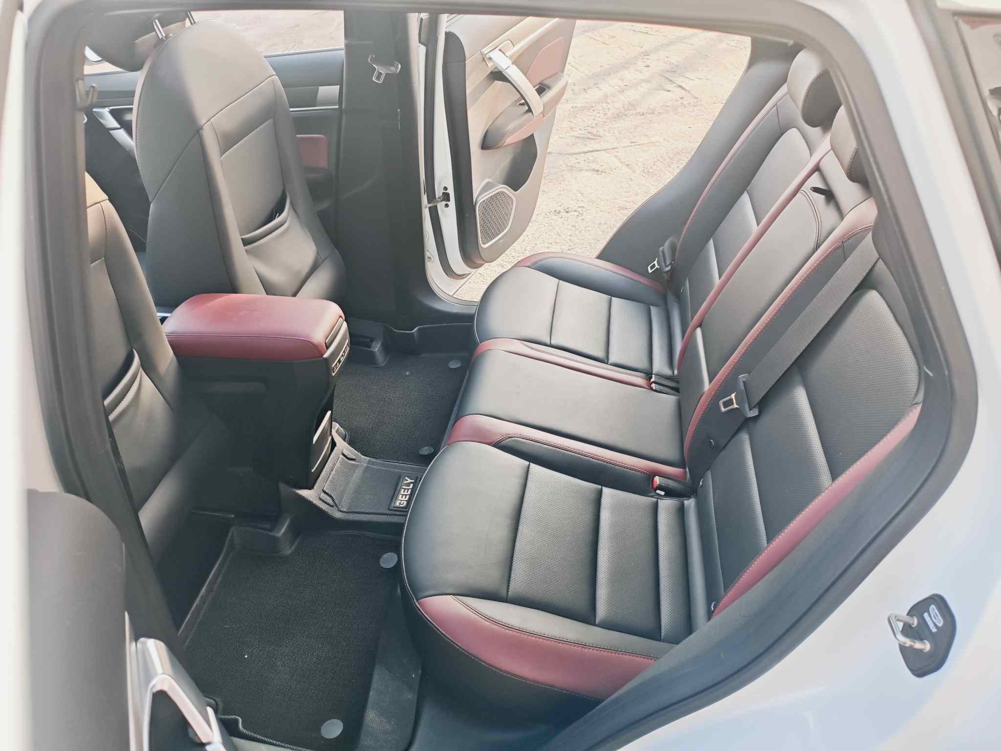 GEELY Coolray 2020 car image #32