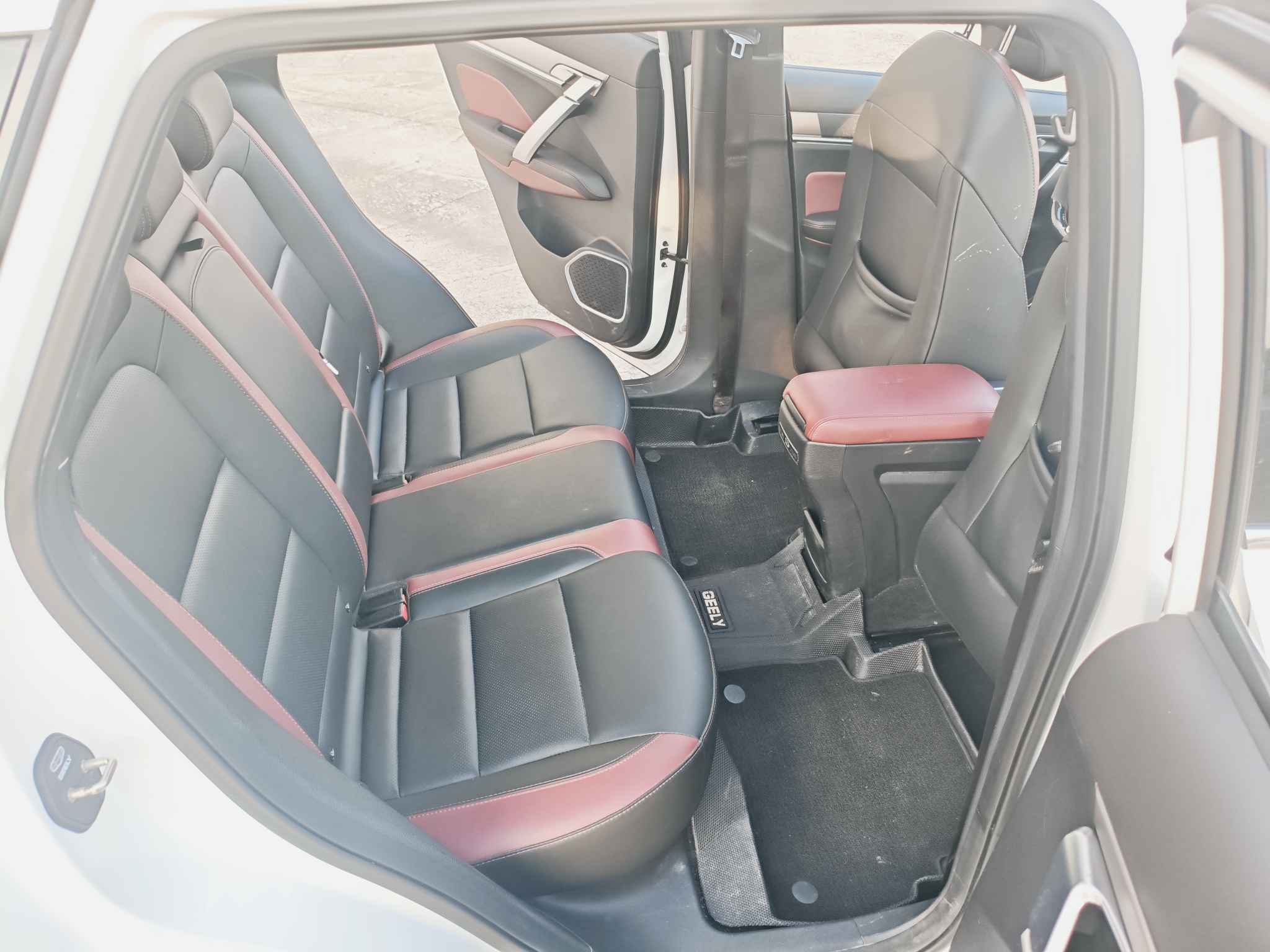 GEELY Coolray 2020 car image #28