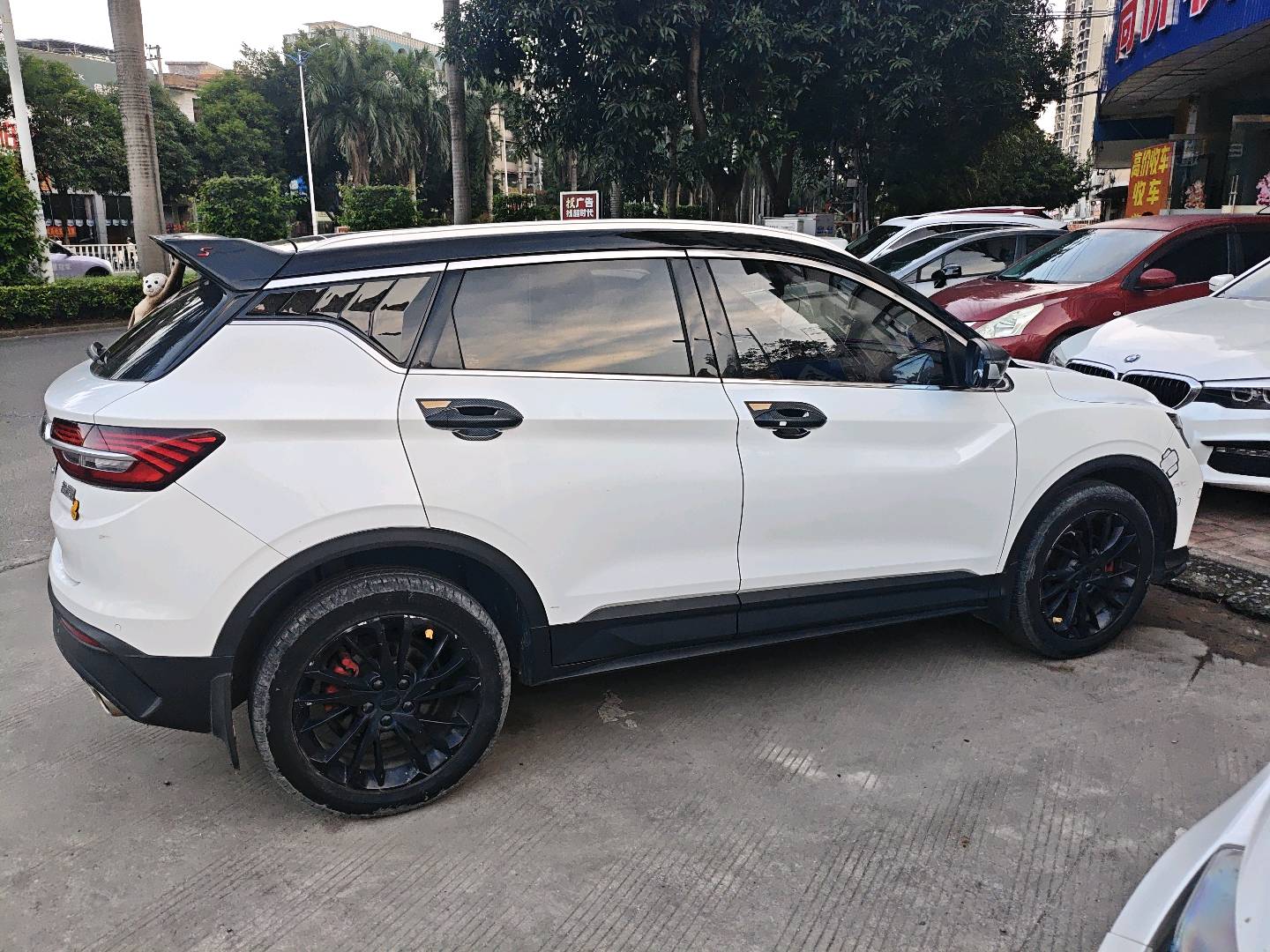 GEELY Coolray 2020 car image #12