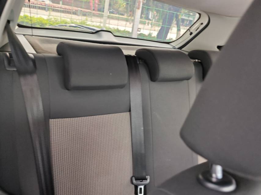 Volkswagen Polo 2014 car image #4