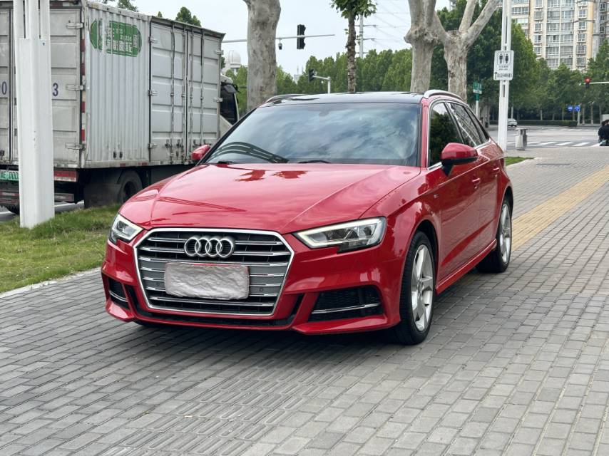 Audi A3 2020 car image #2