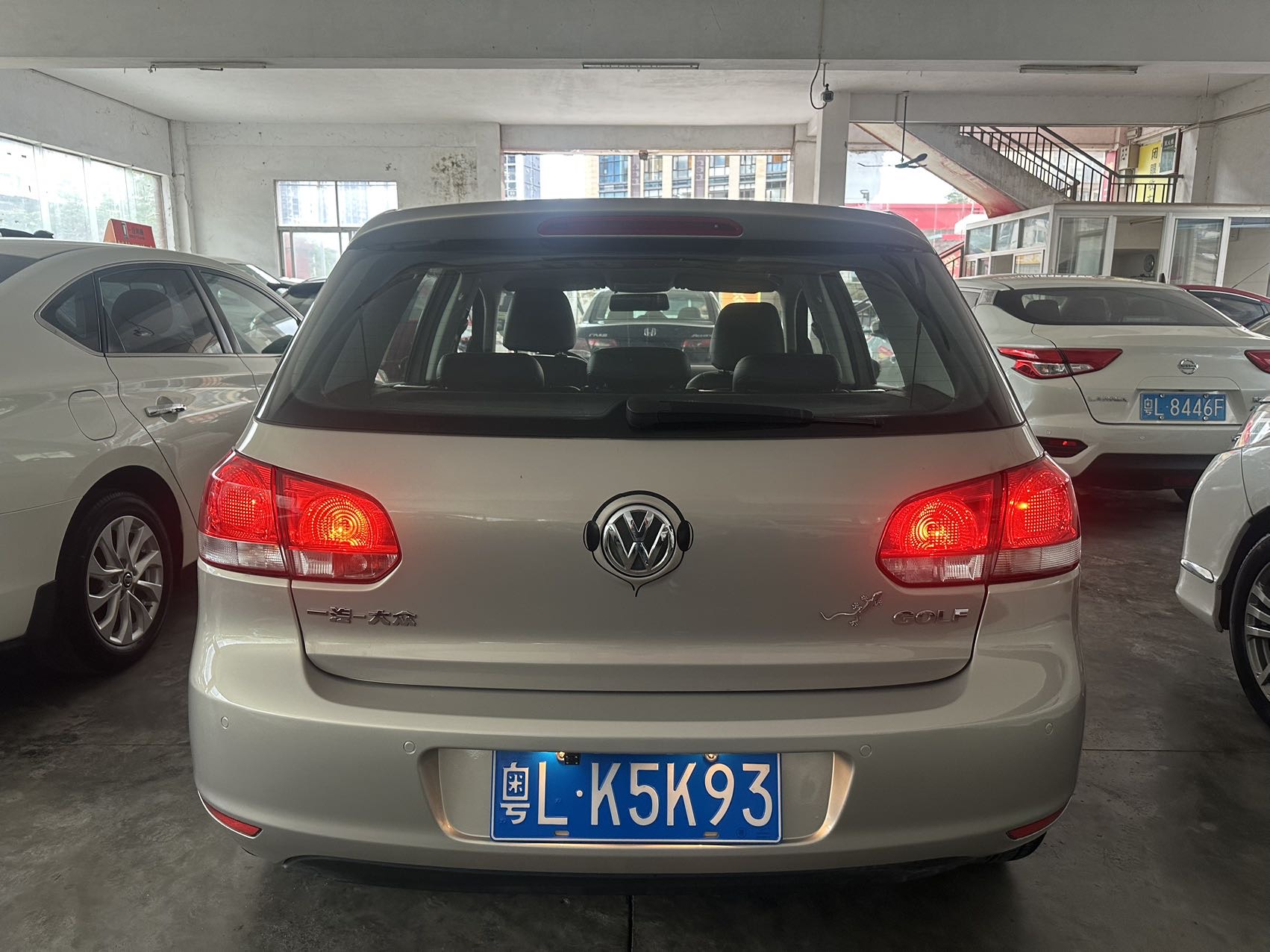 Volkswagen Golf 2013 car image #10