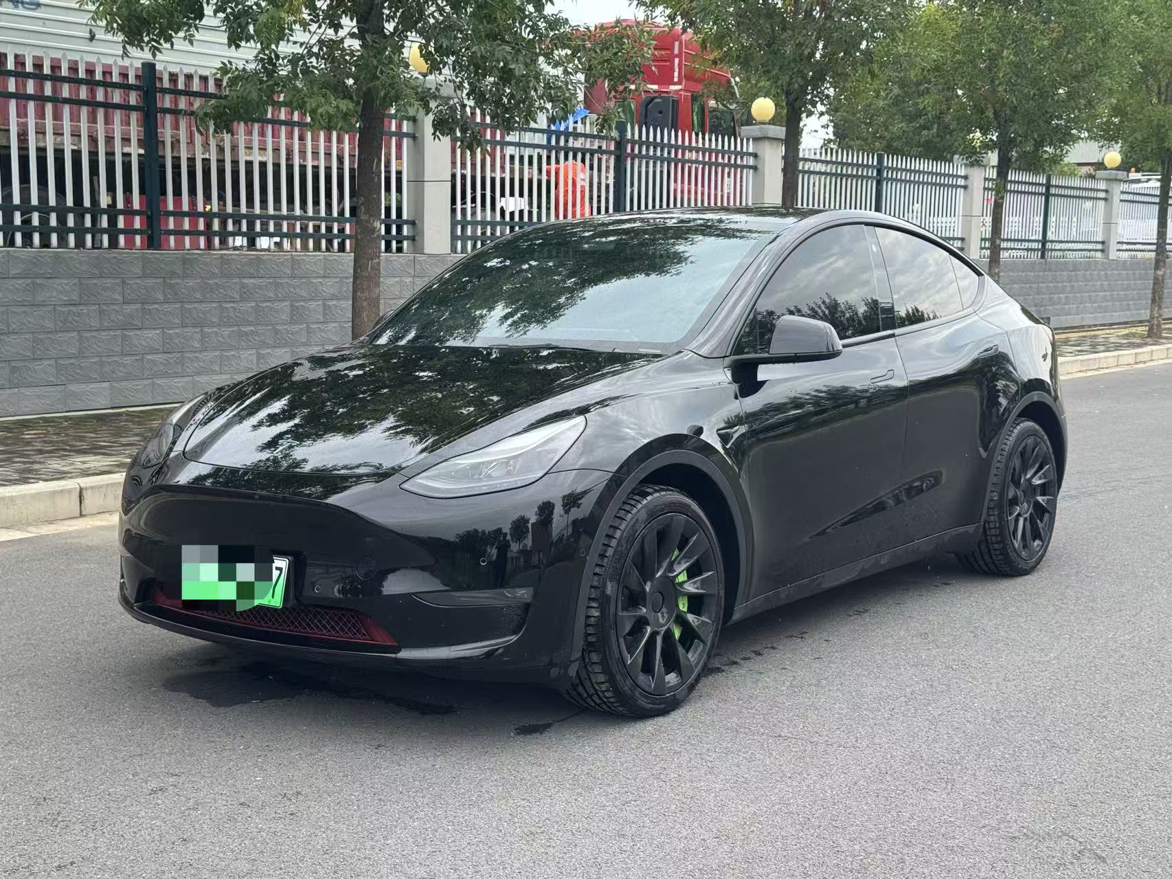Tesla Model Y 2021 #2 Tesla Model Y 2021 car image #2