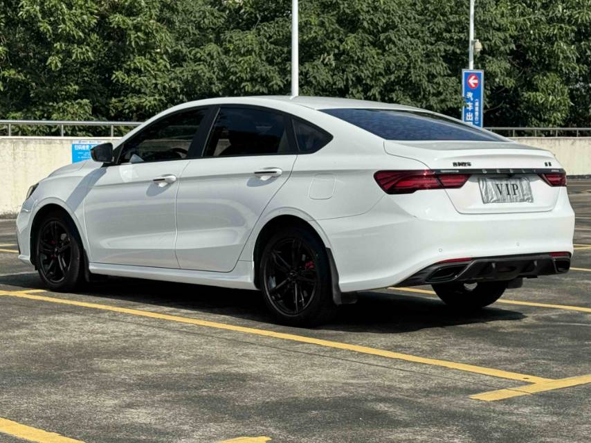 GEELY Binray 2022 immagine di auto #10