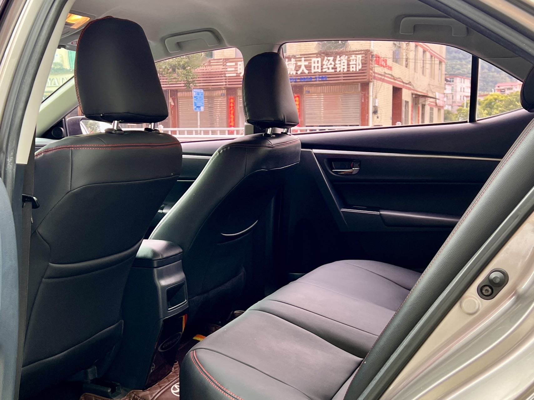 Toyota Corolla 2018 car image #7