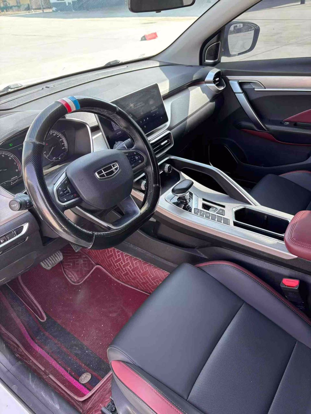 GEELY Coolray 2023 #6 GEELY Coolray 2023 car image #6