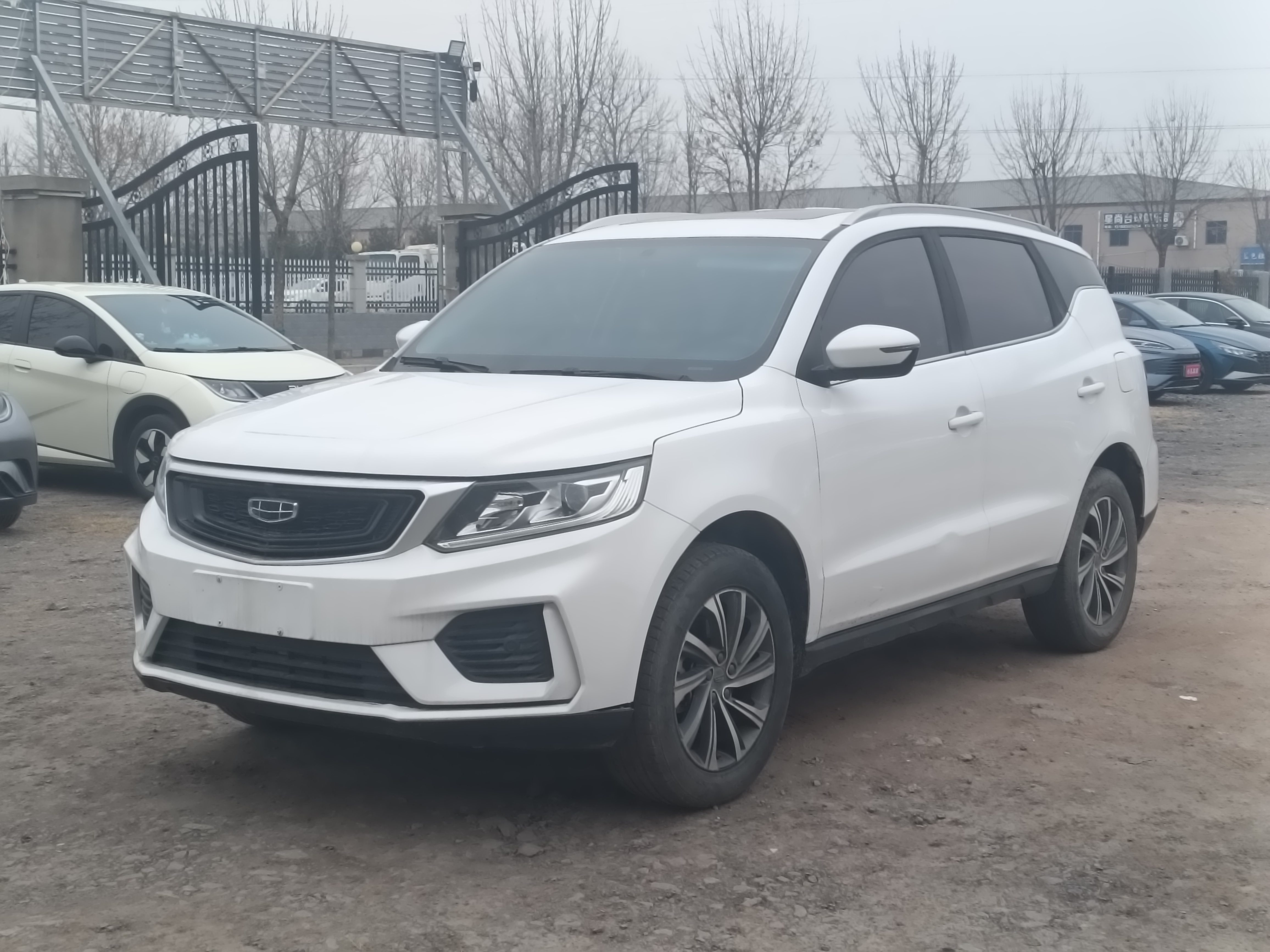 GEELY Vision X6 2020 #2 GEELY Vision X6 2020 car image #2