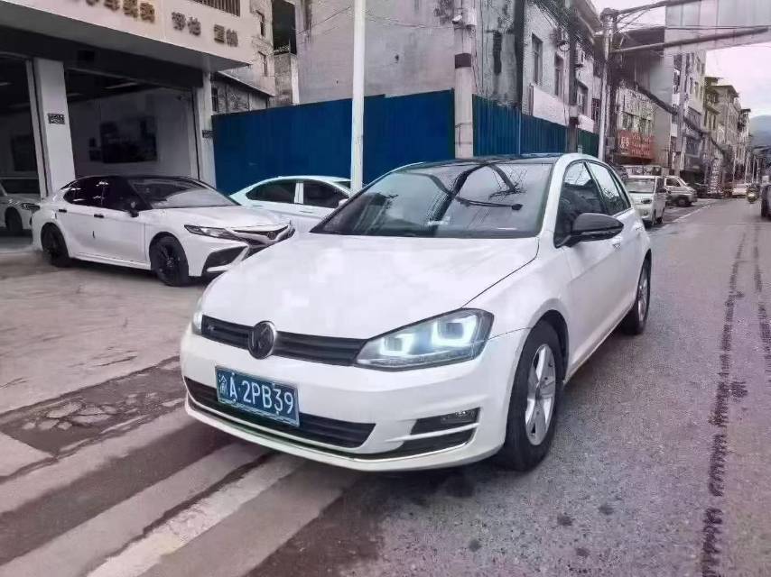Volkswagen Golf 2017 Volkswagen Golf 2017 car image