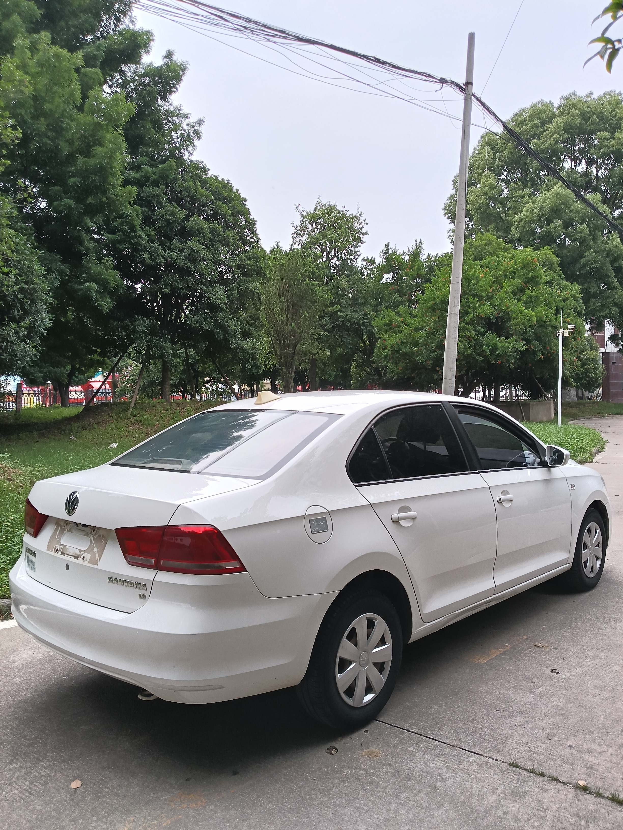 Volkswagen Santana 2015 car image #10