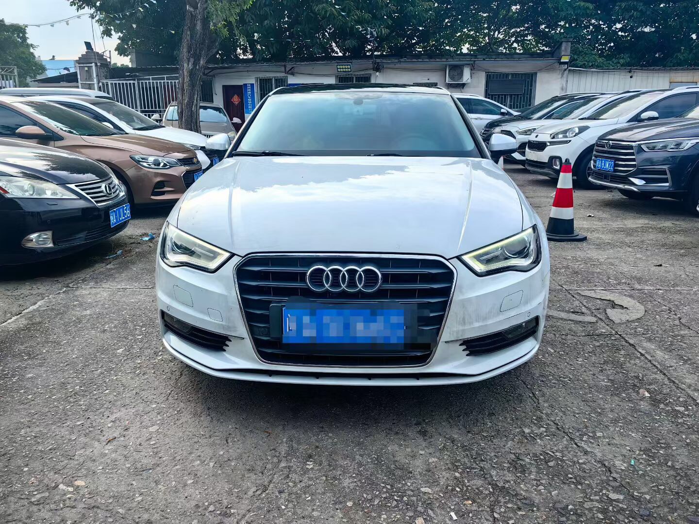 Audi A3 2016 car image #3