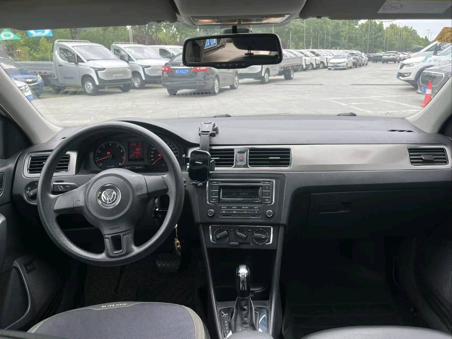 Volkswagen Santana 2015 #9 Volkswagen Santana 2015 car image #9