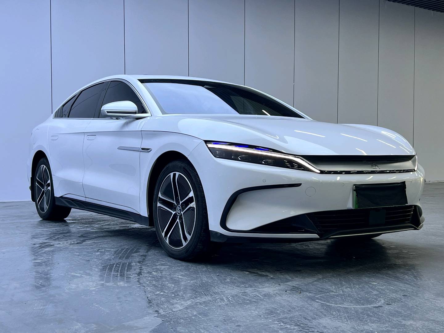 BYD Han 2024 car image #4