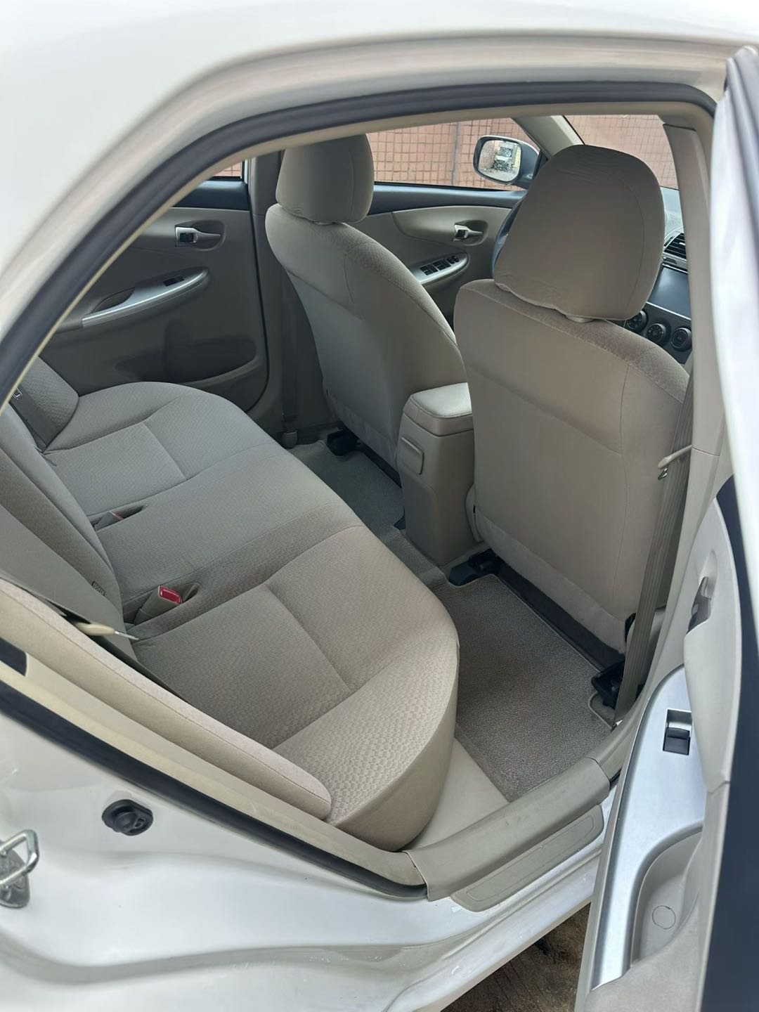 Toyota Corolla 2011 car image #8