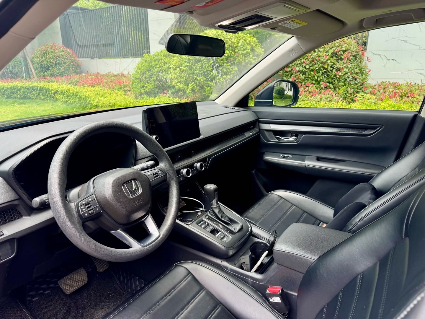 2023 car image #5