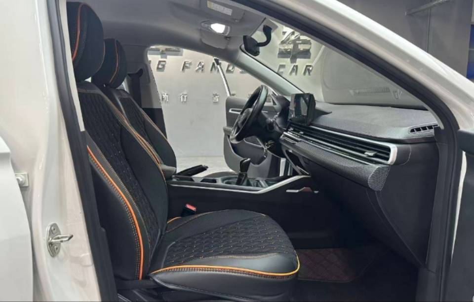 GEELY Emgrand 2023 car image #5