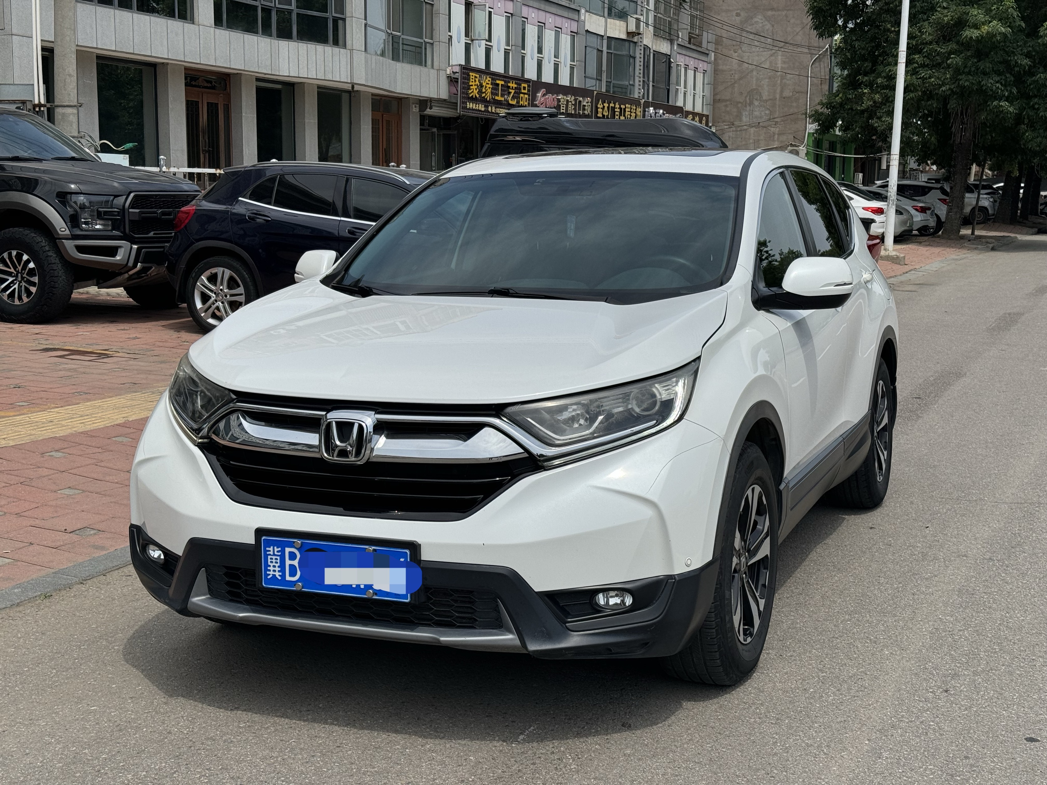 Honda CR-V 2018 #2 Honda CR-V 2018 car image #2