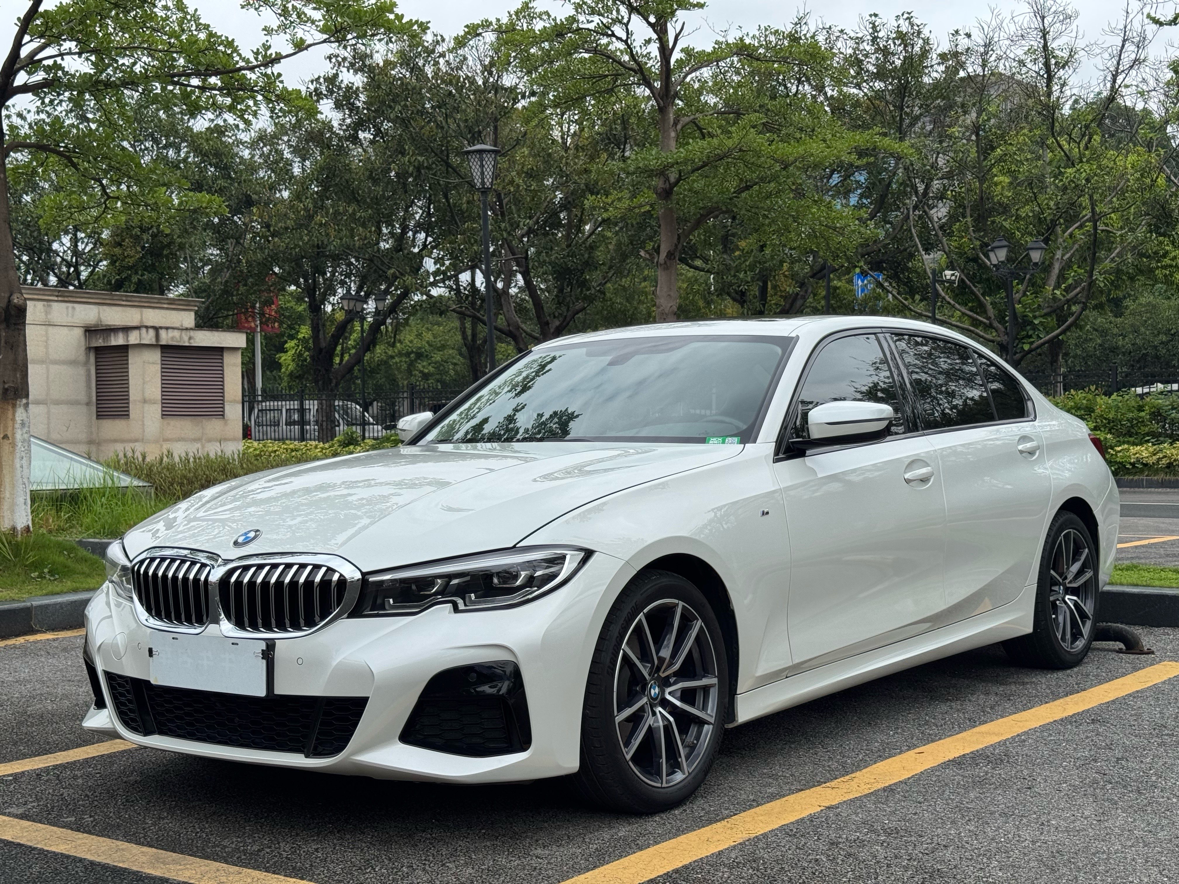 BMW 3 Series 2021 #2 BMW 3 Series 2021 car image #2
